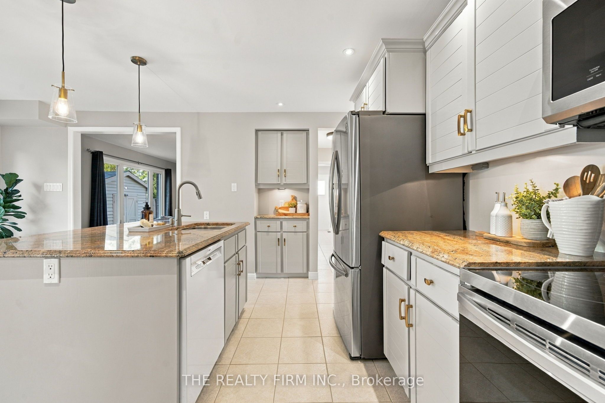 43 Fairlane Crescent Property Photo 10