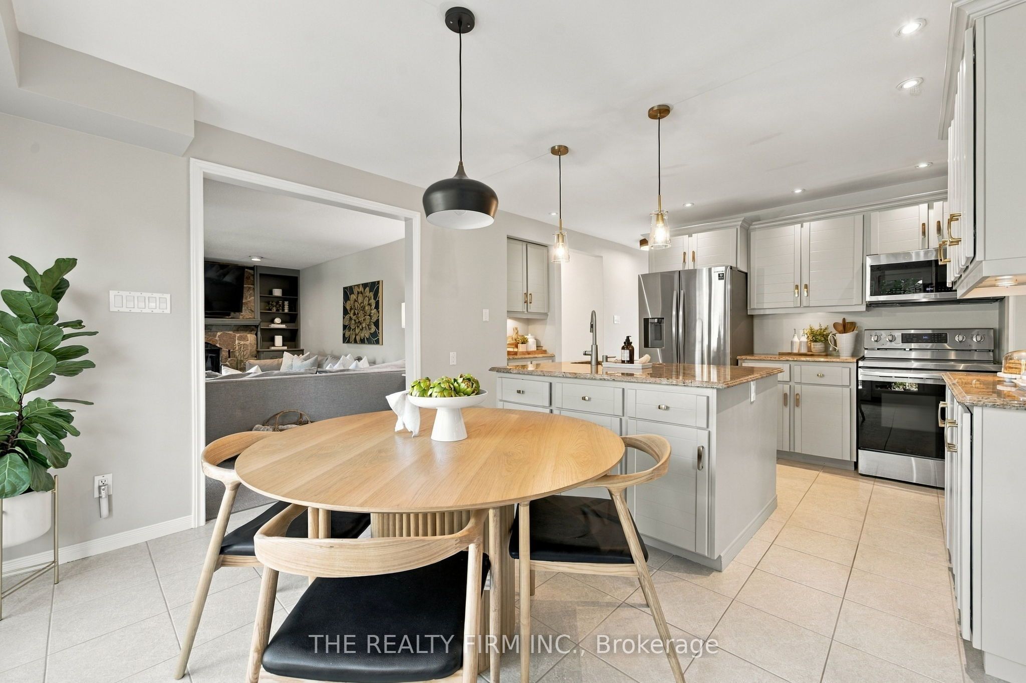 43 Fairlane Crescent Property Photo 12