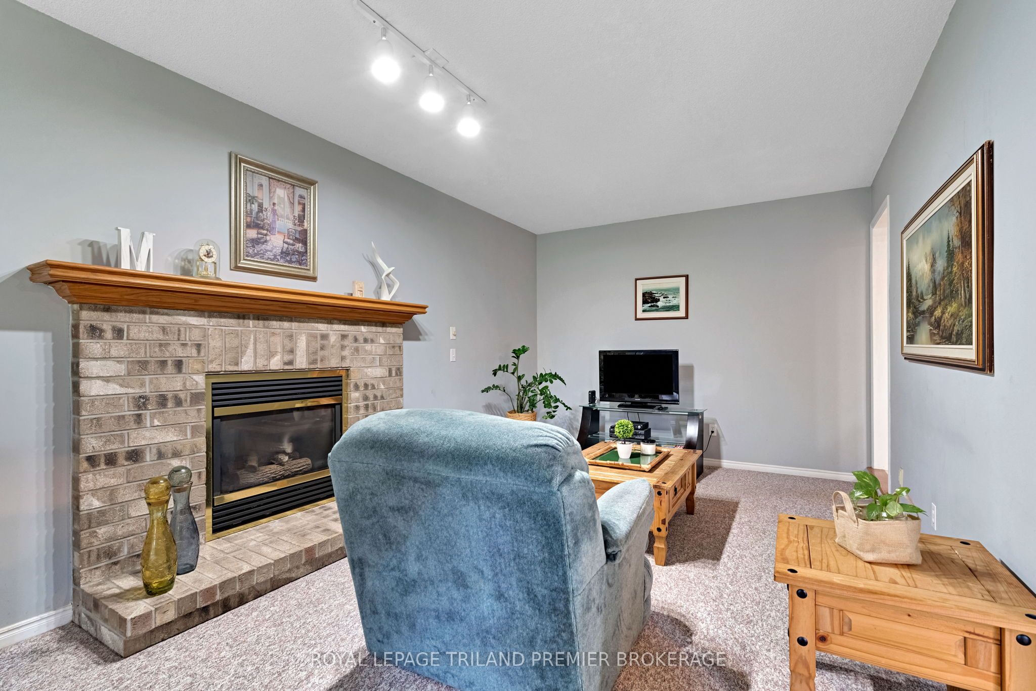 74 Napoleon Drive Property Photo 14