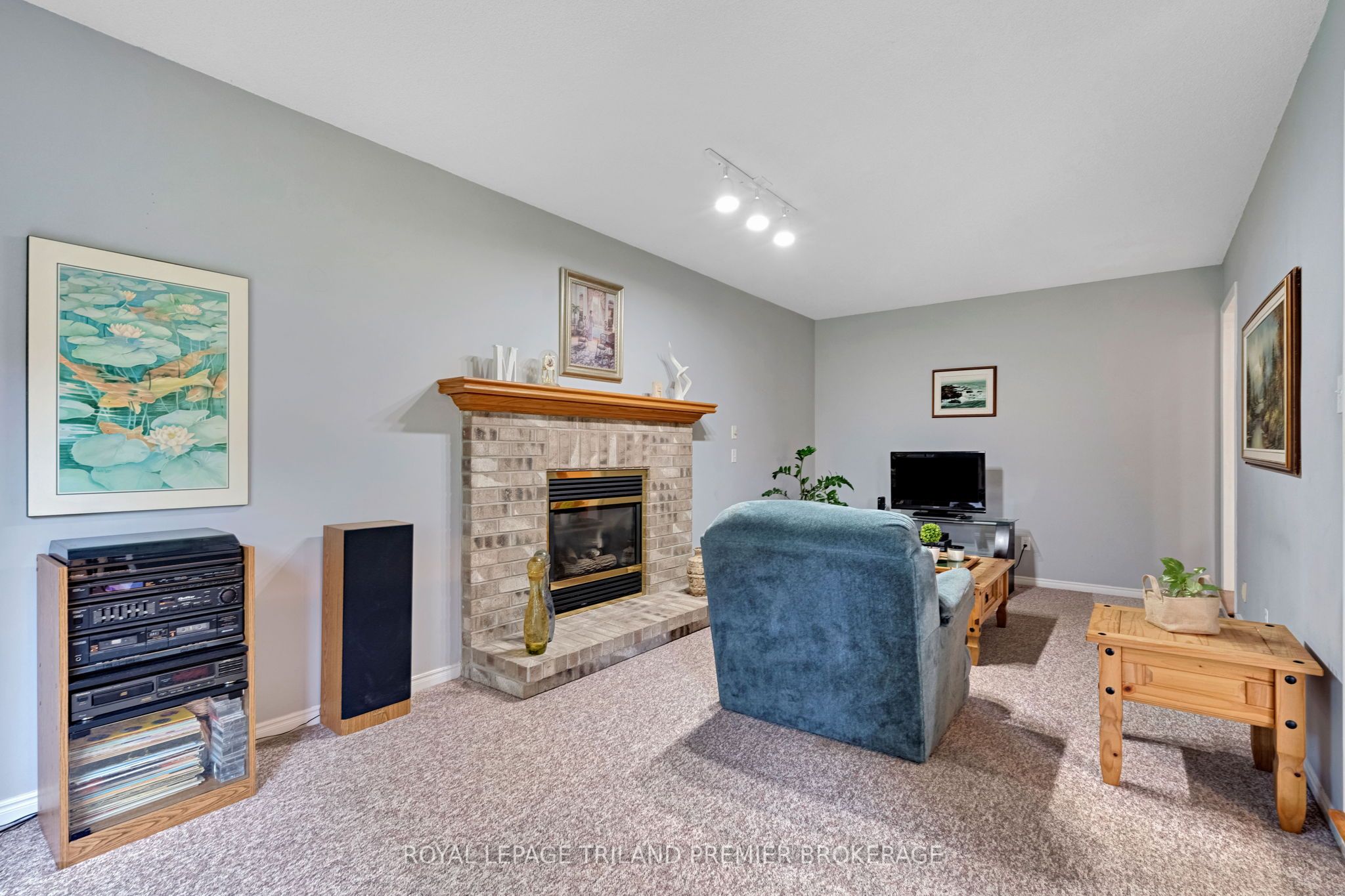 74 Napoleon Drive Property Photo 17