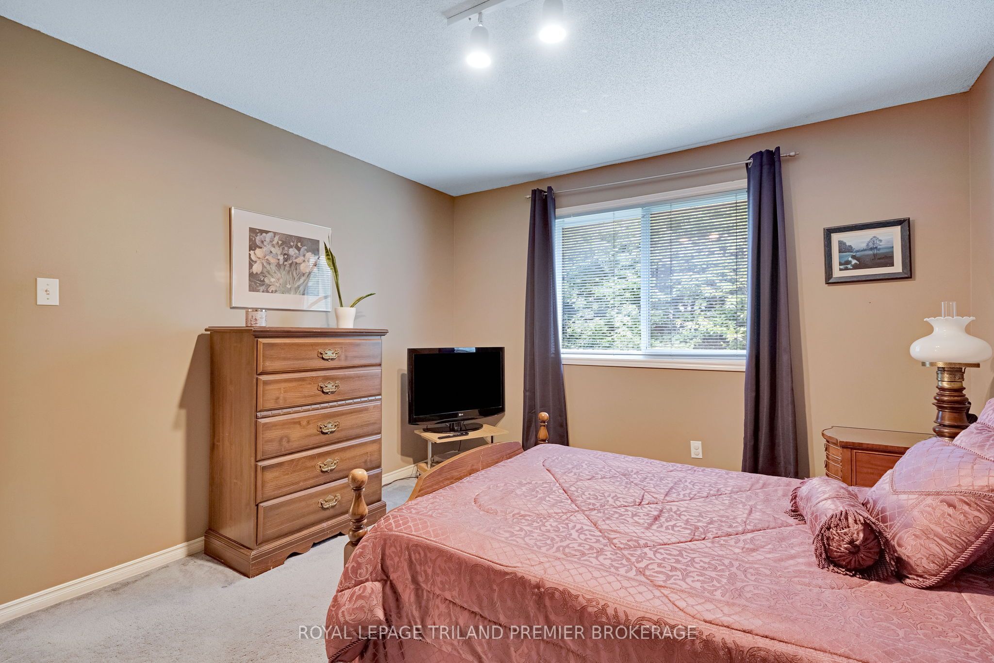 74 Napoleon Drive Property Photo 37