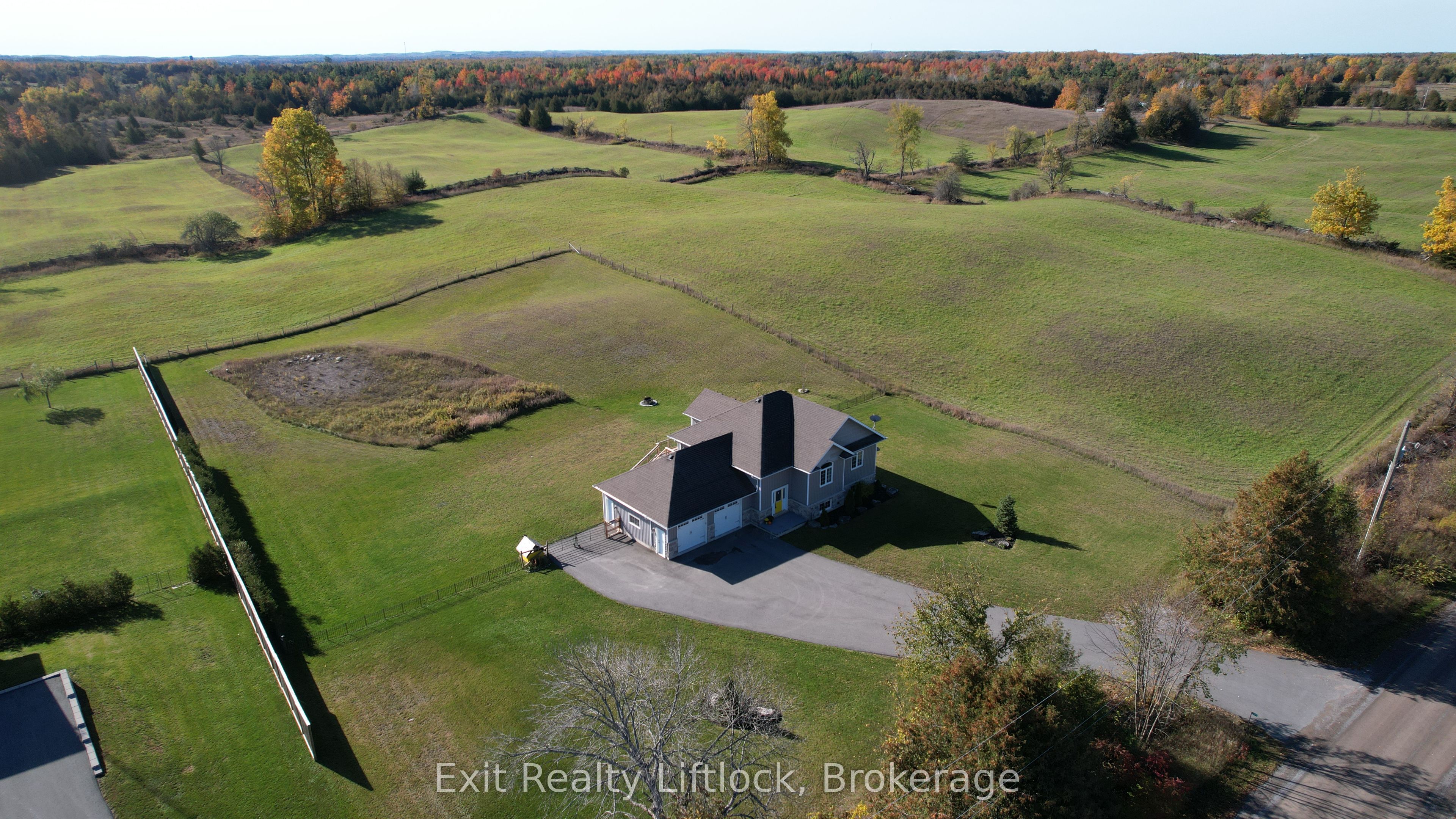 1479 Webster Road Property Photo 3