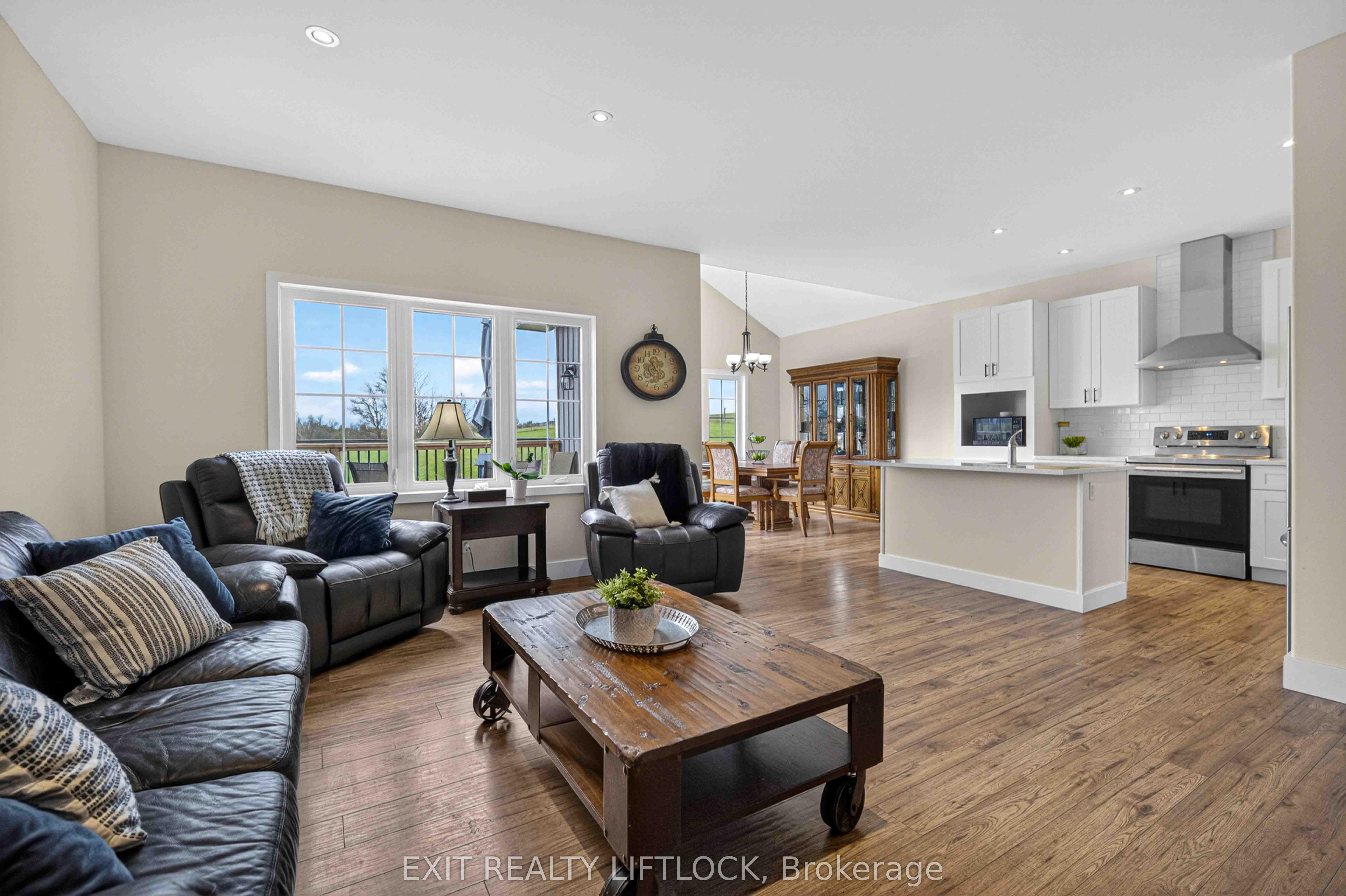 1479 Webster Road Property Photo 11