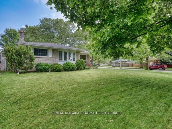80 Pearce Avenue Property Photo 2