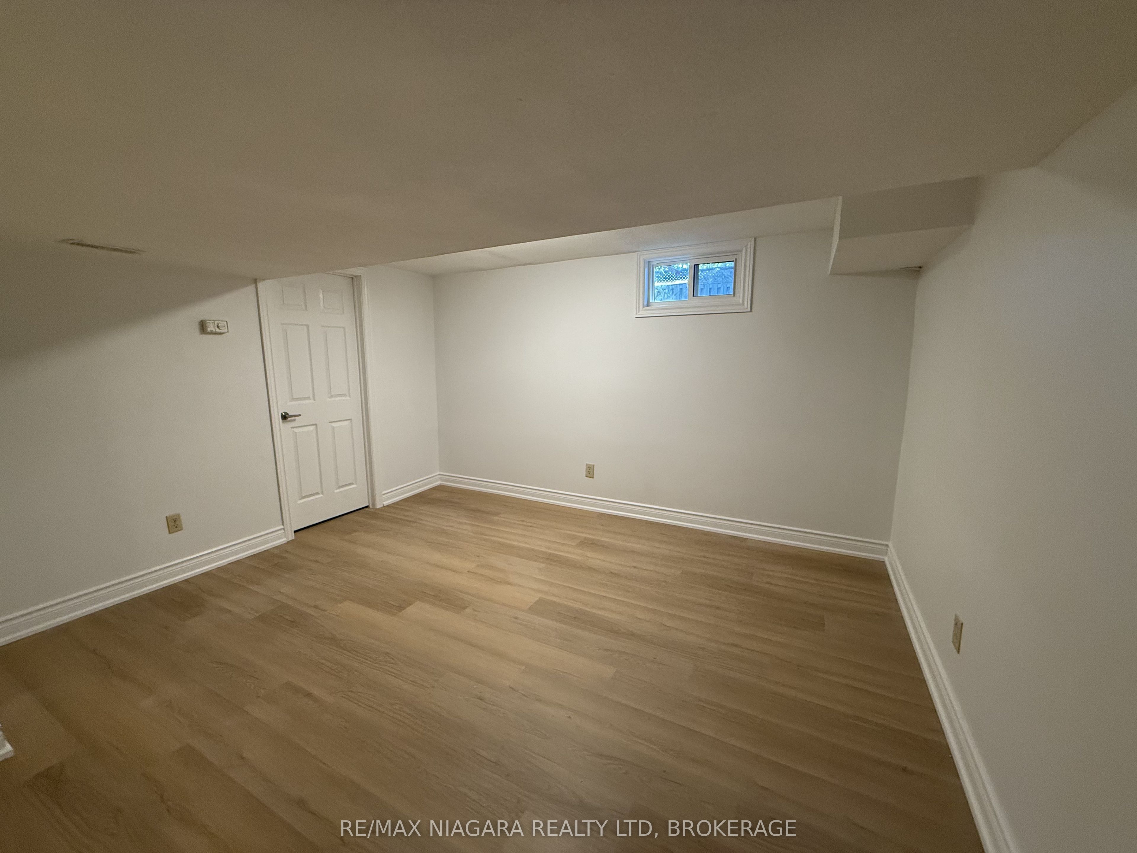 80 Pearce Avenue Property Photo 19