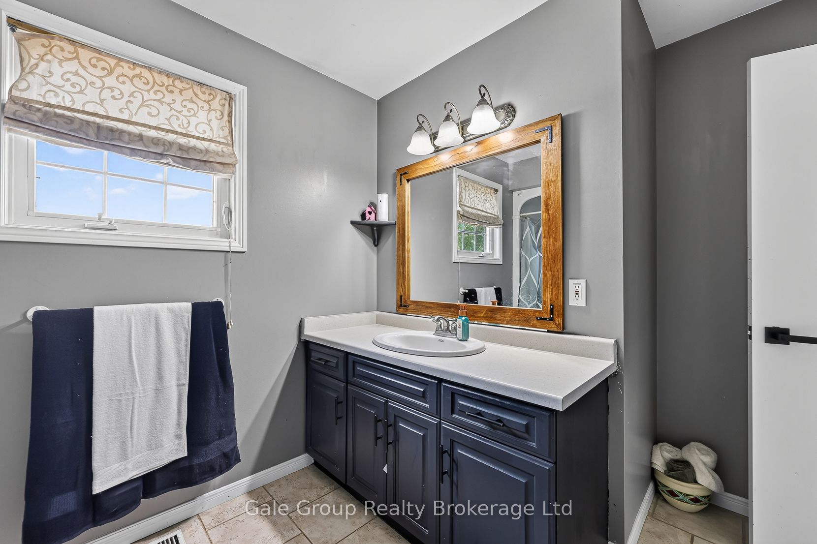 20 Daniel Street Property Photo 20