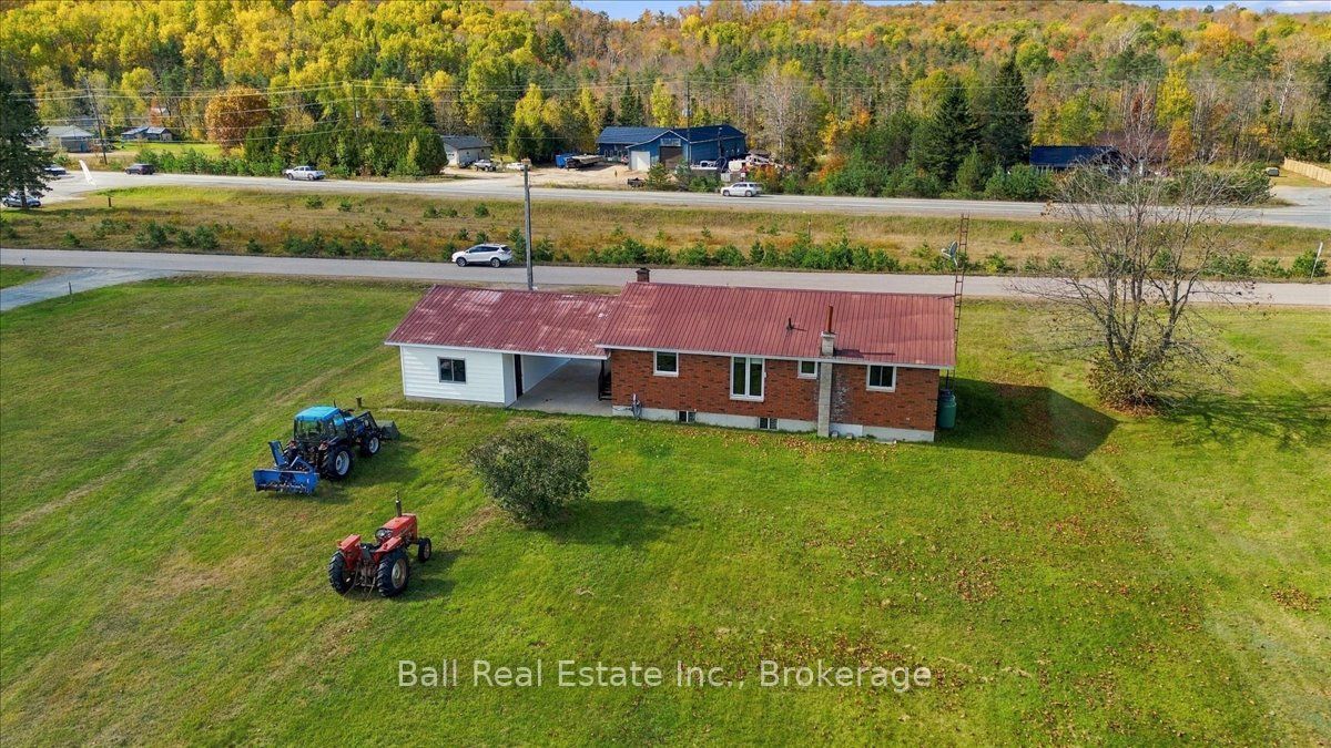 316 Buck Hill Road Property Photo 3