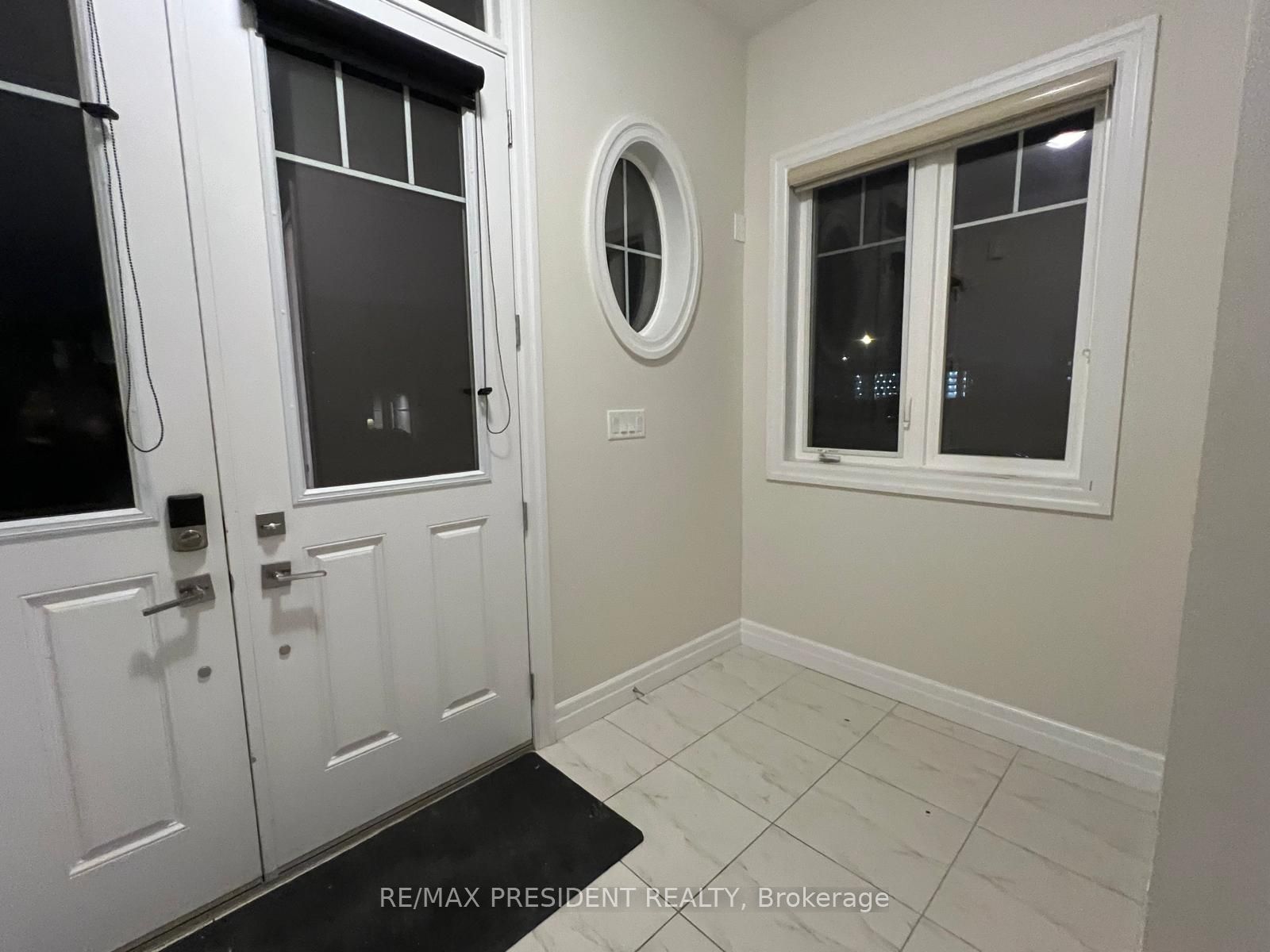 106 Greenwich Avenue Property Photo 2