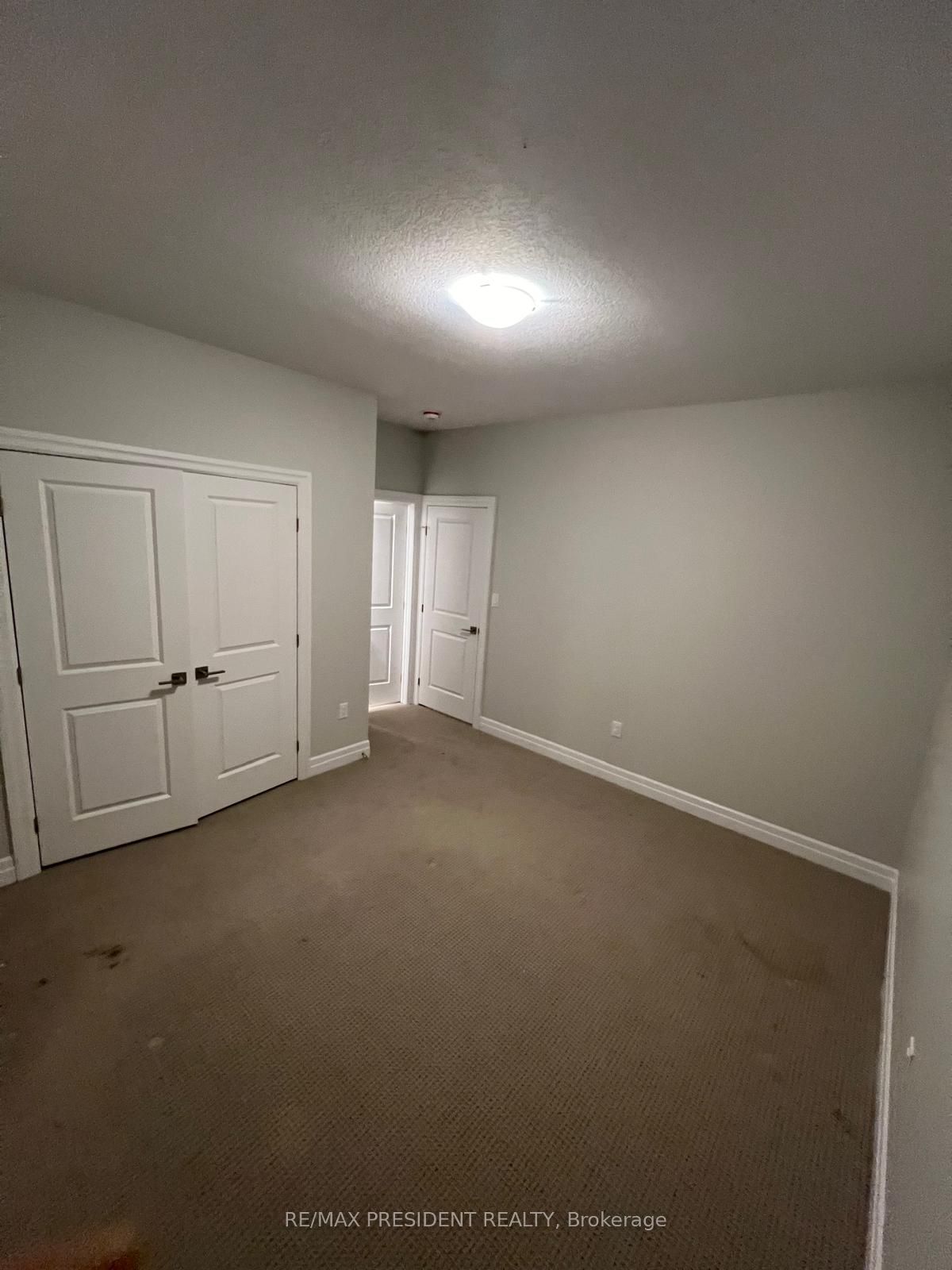106 Greenwich Avenue Property Photo 27