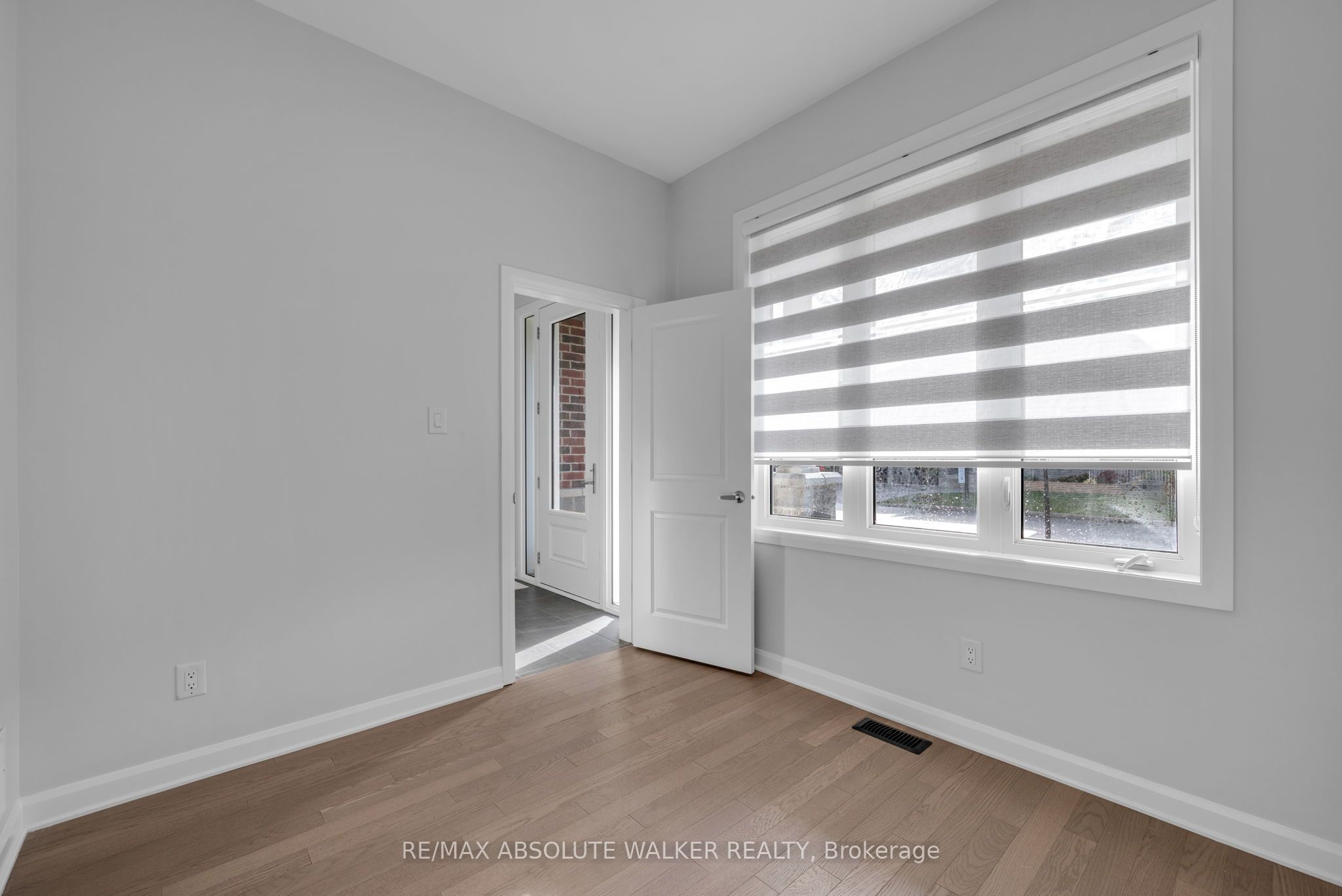 763 Shoal Street Property Photo 5