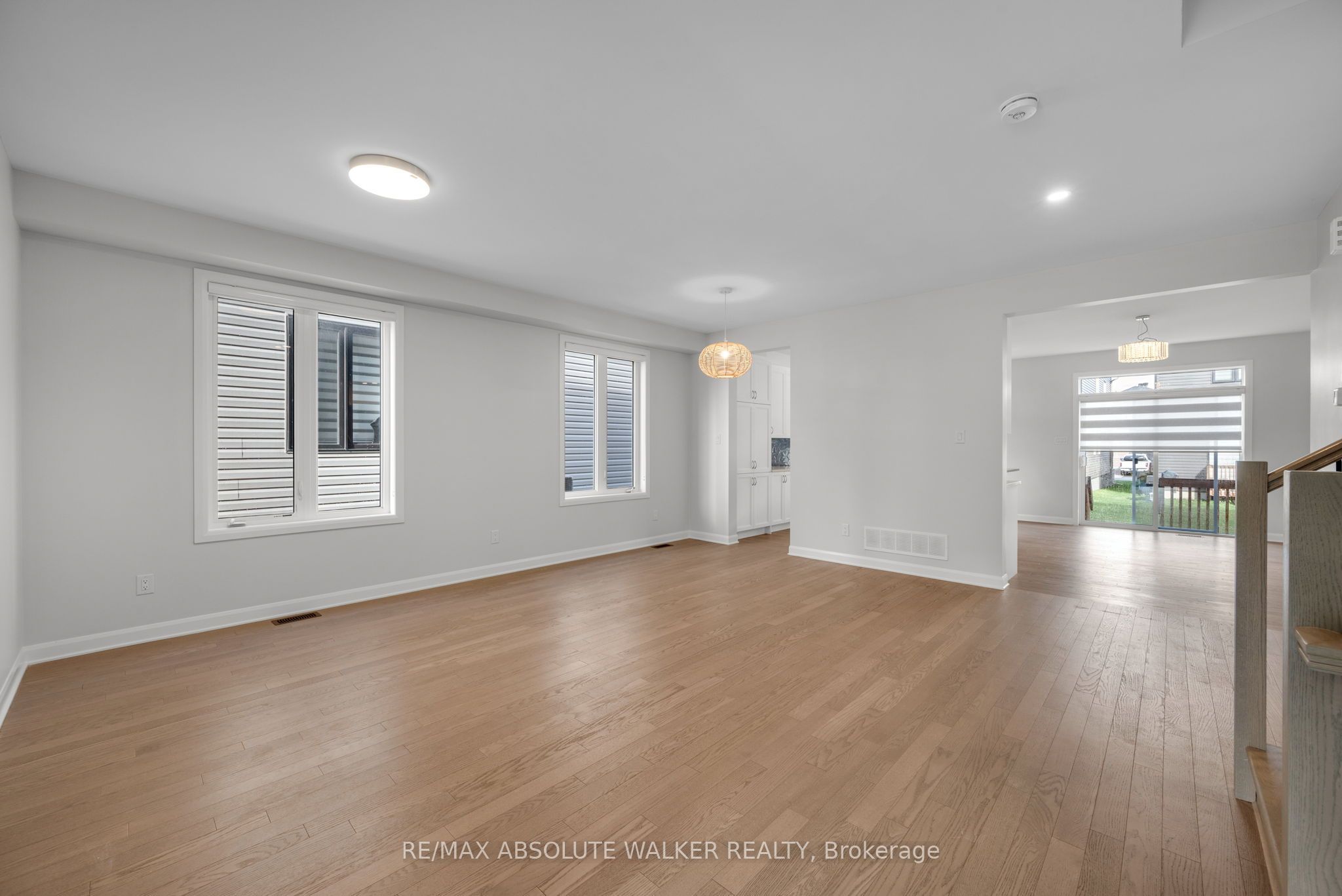 763 Shoal Street Property Photo 7