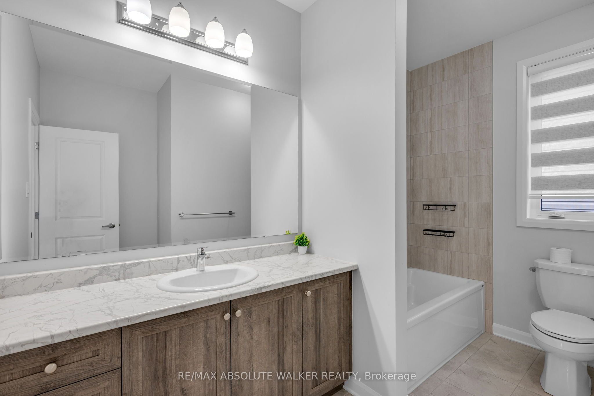 763 Shoal Street Property Photo 32