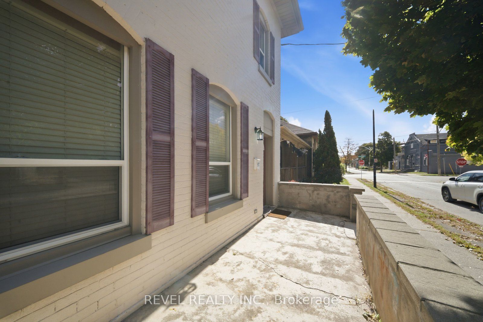 97 Queen Street Property Photo 5