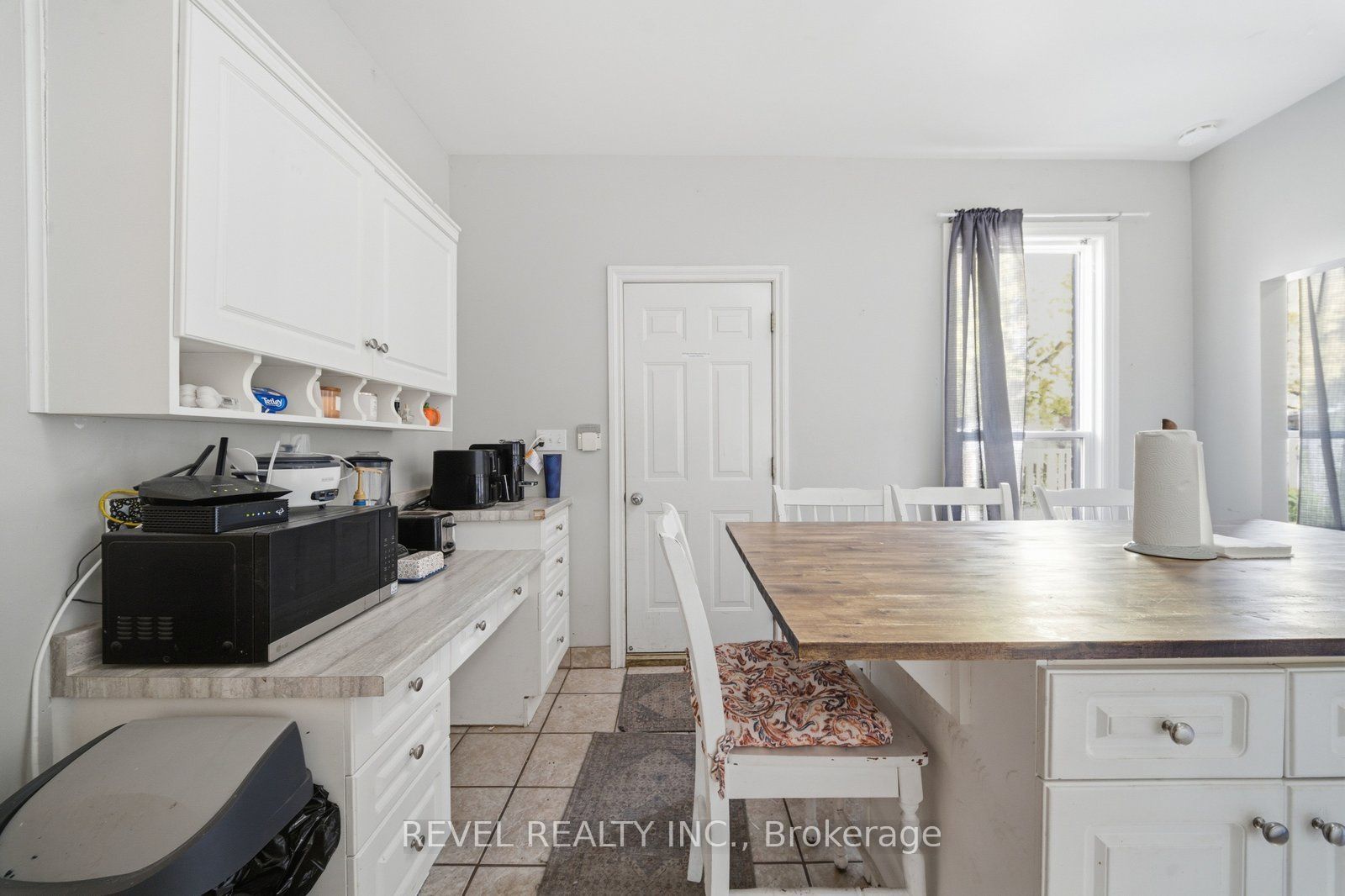 97 Queen Street Property Photo 11