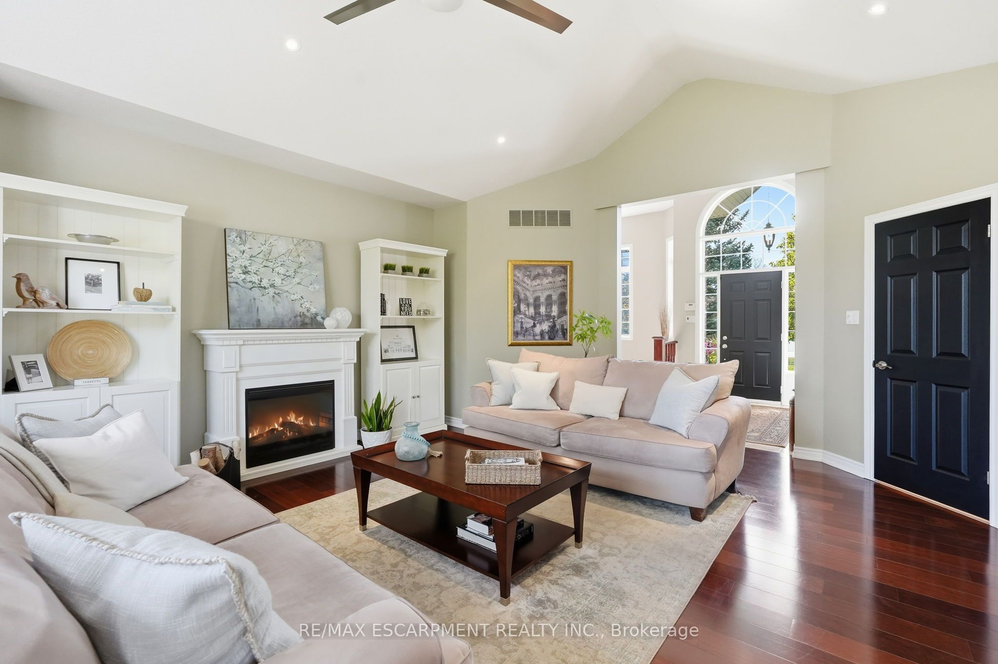 14 Gavin Drive Property Photo 10