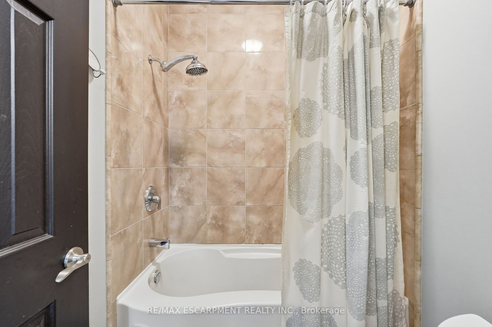 14 Gavin Drive Property Photo 27