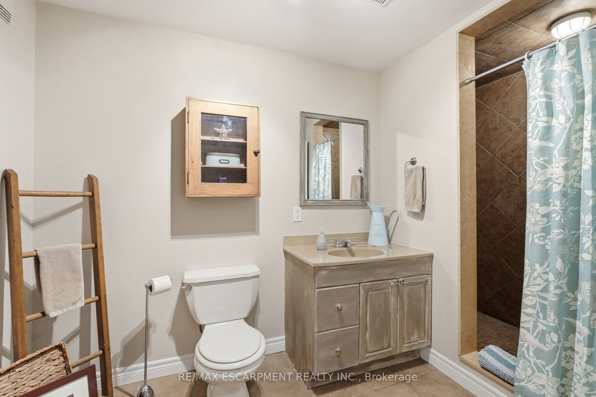 14 Gavin Drive Property Photo 36