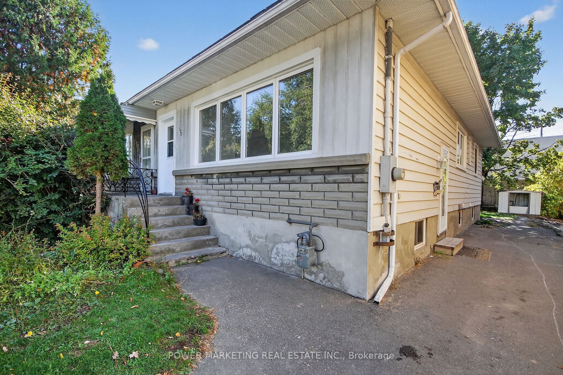 528 Mutual Street Property Photo 2