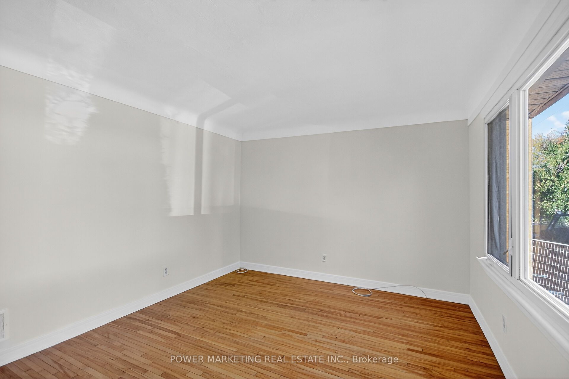 528 Mutual Street Property Photo 6