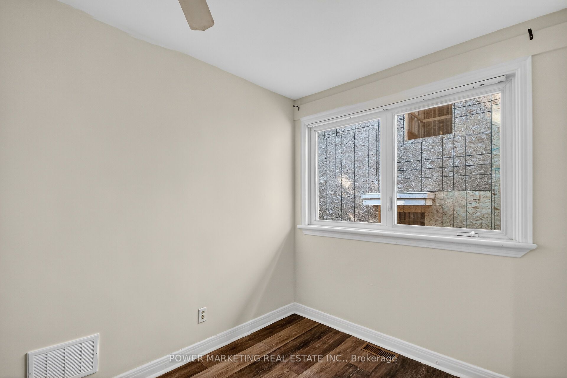 528 Mutual Street Property Photo 16