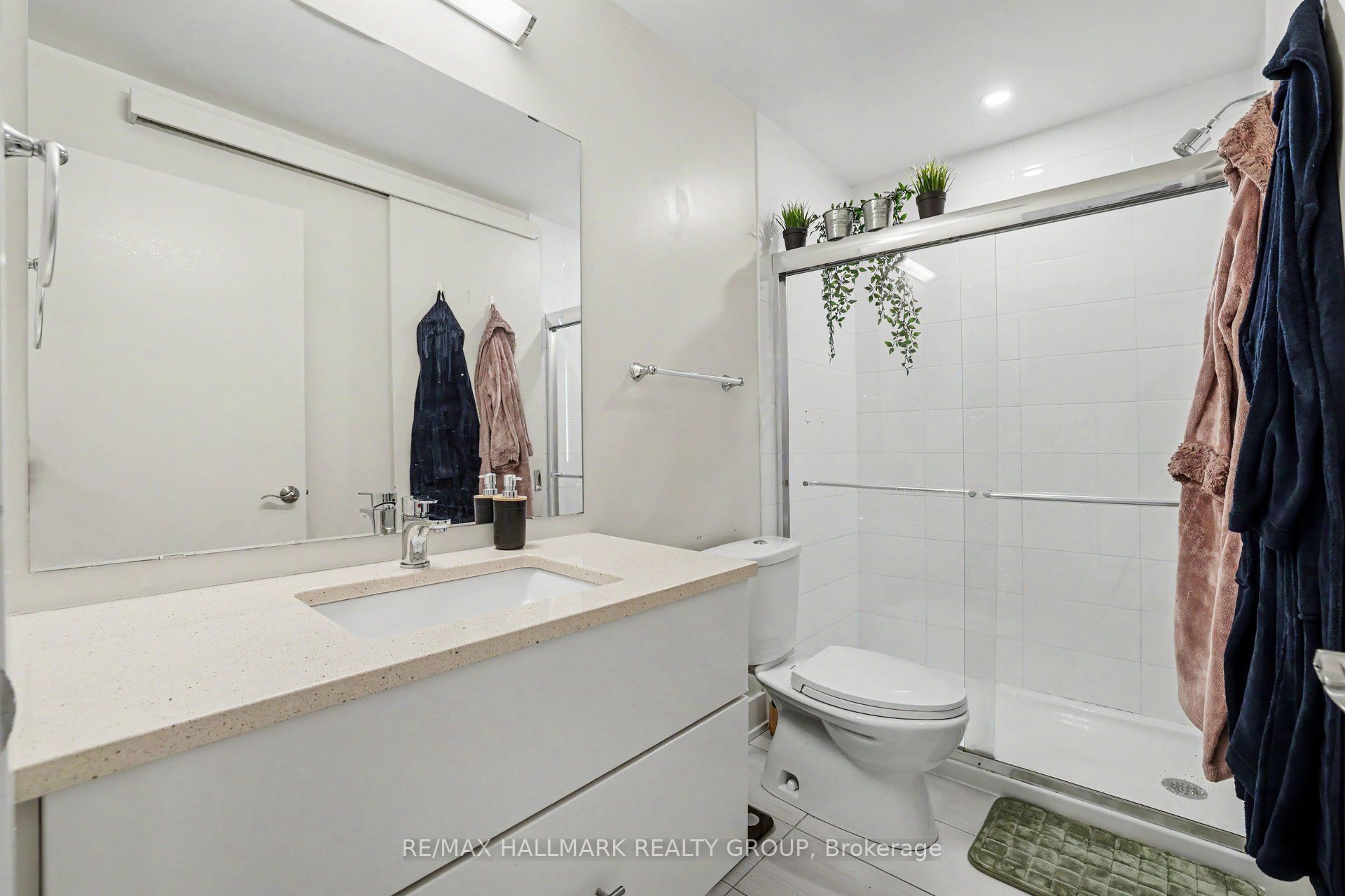 98 Richmond Road 504 Property Photo 17