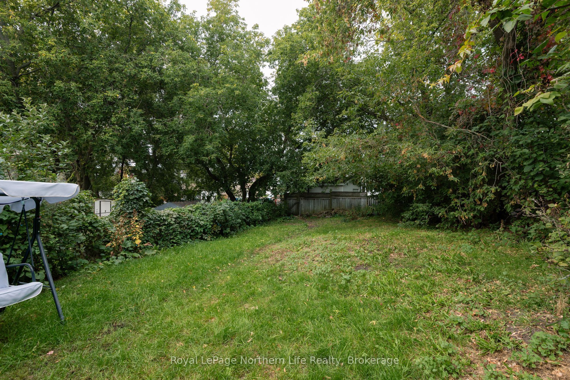 841 Worthington Street E Property Photo 7