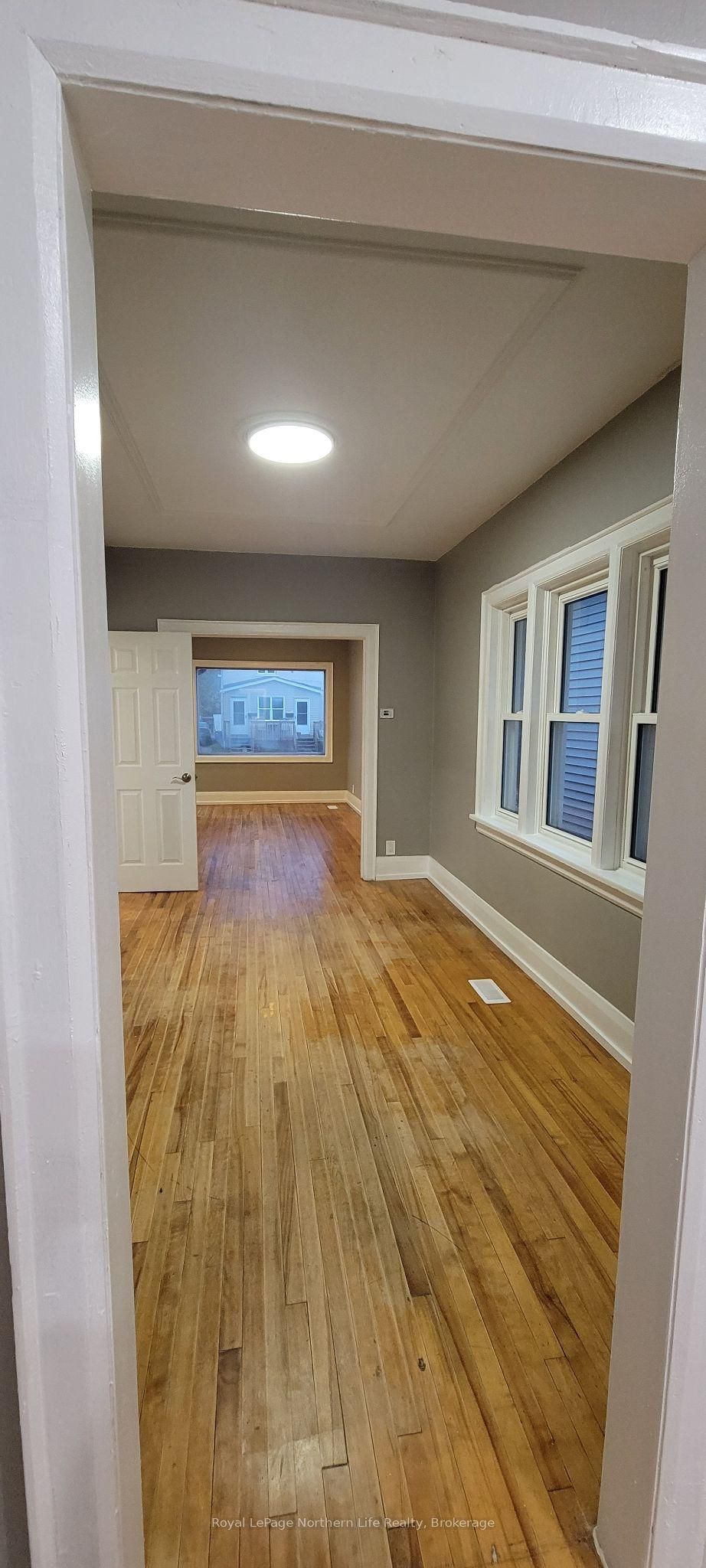 841 Worthington Street E Property Photo 23