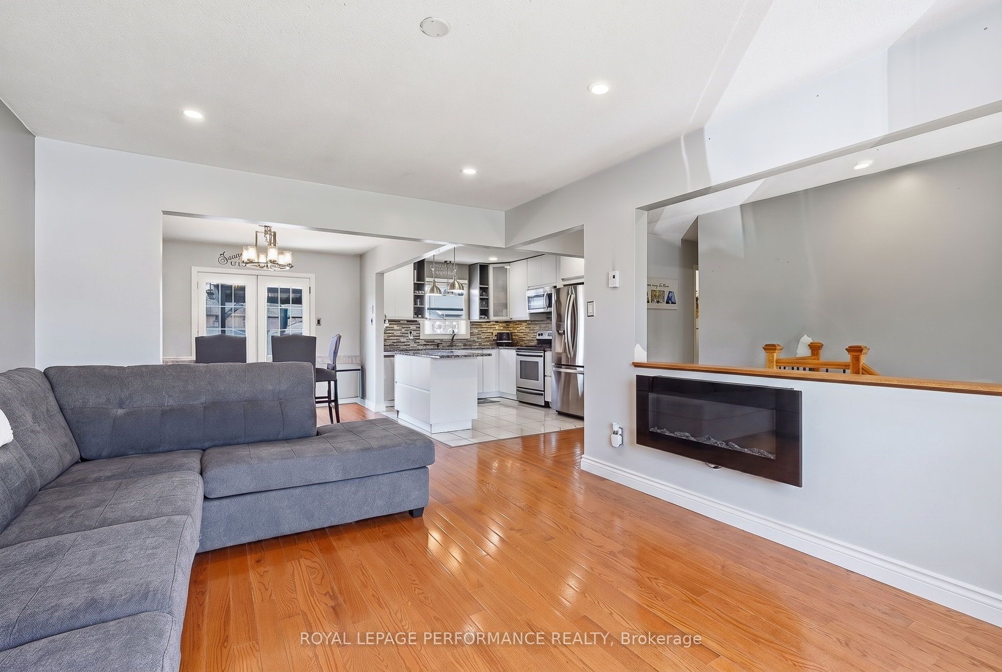 321 Sainte-anne Street Property Photo 6