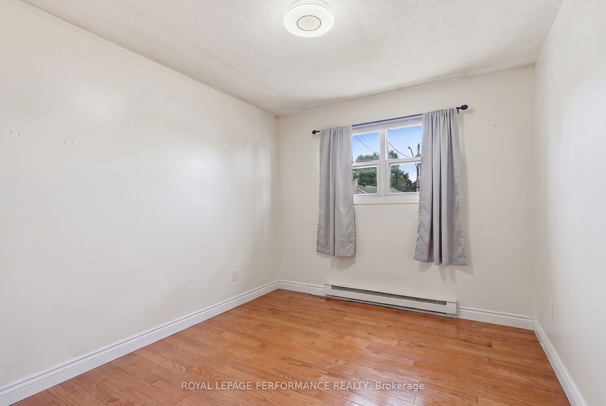 321 Sainte-anne Street Property Photo 16