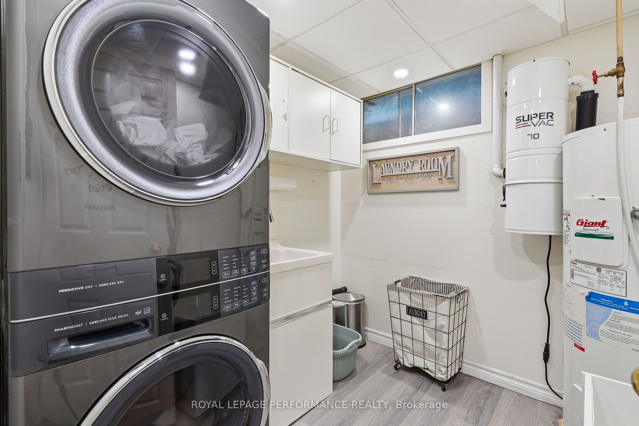 321 Sainte-anne Street Property Photo 24