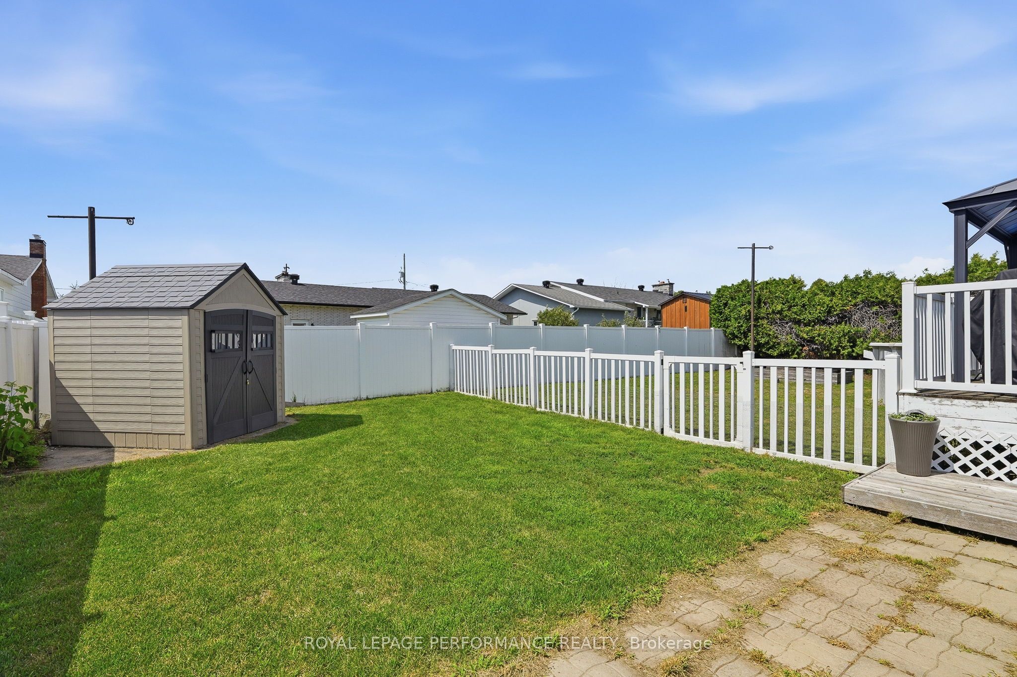321 Sainte-anne Street Property Photo 28