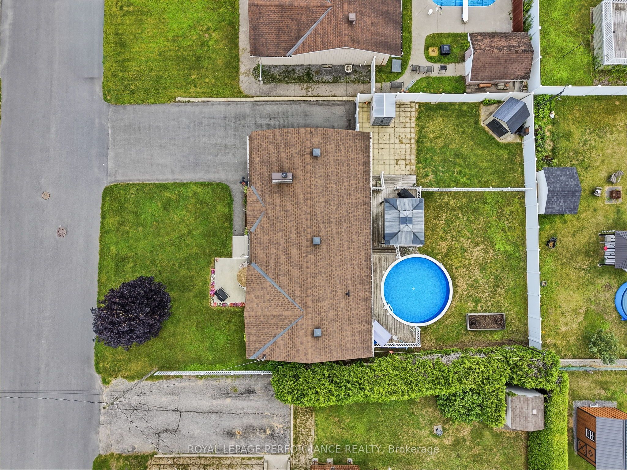 321 Sainte-anne Street Property Photo 35