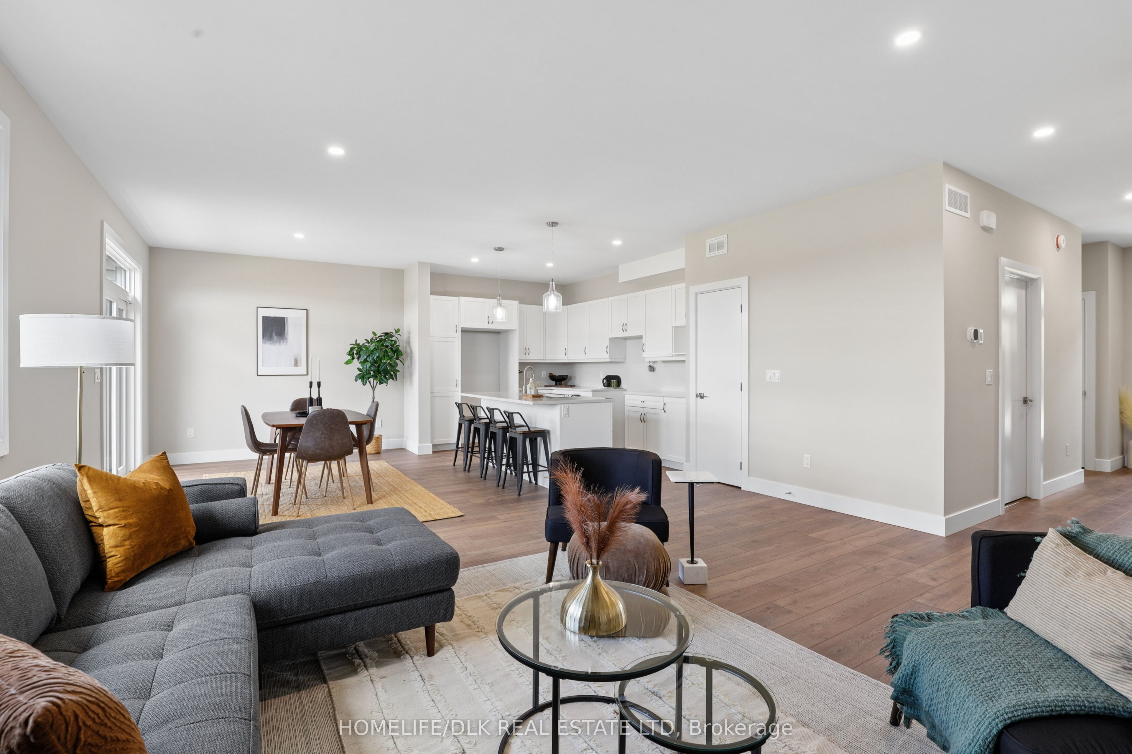 1009 Dobbie Street Property Photo 13