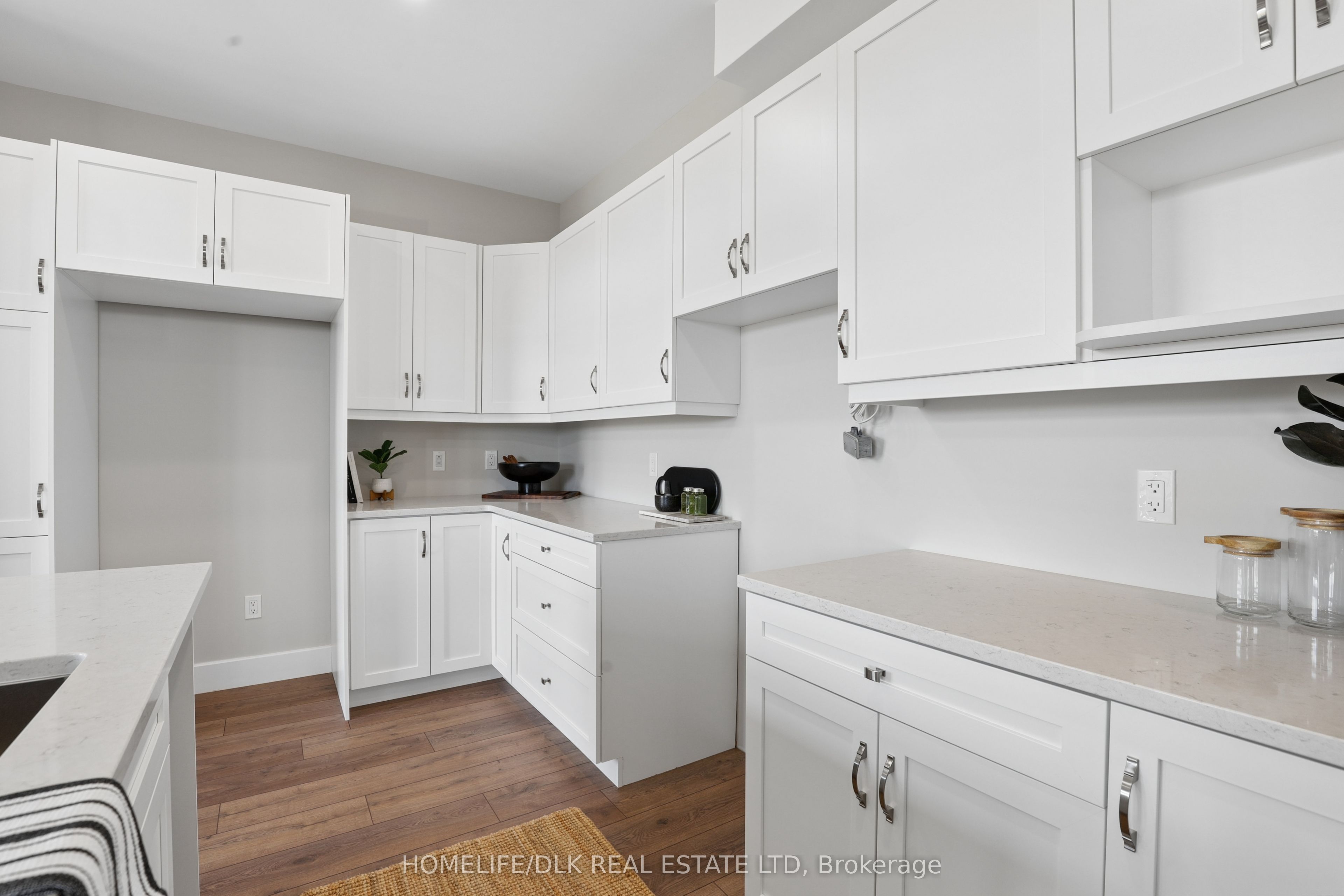 1009 Dobbie Street Property Photo 17