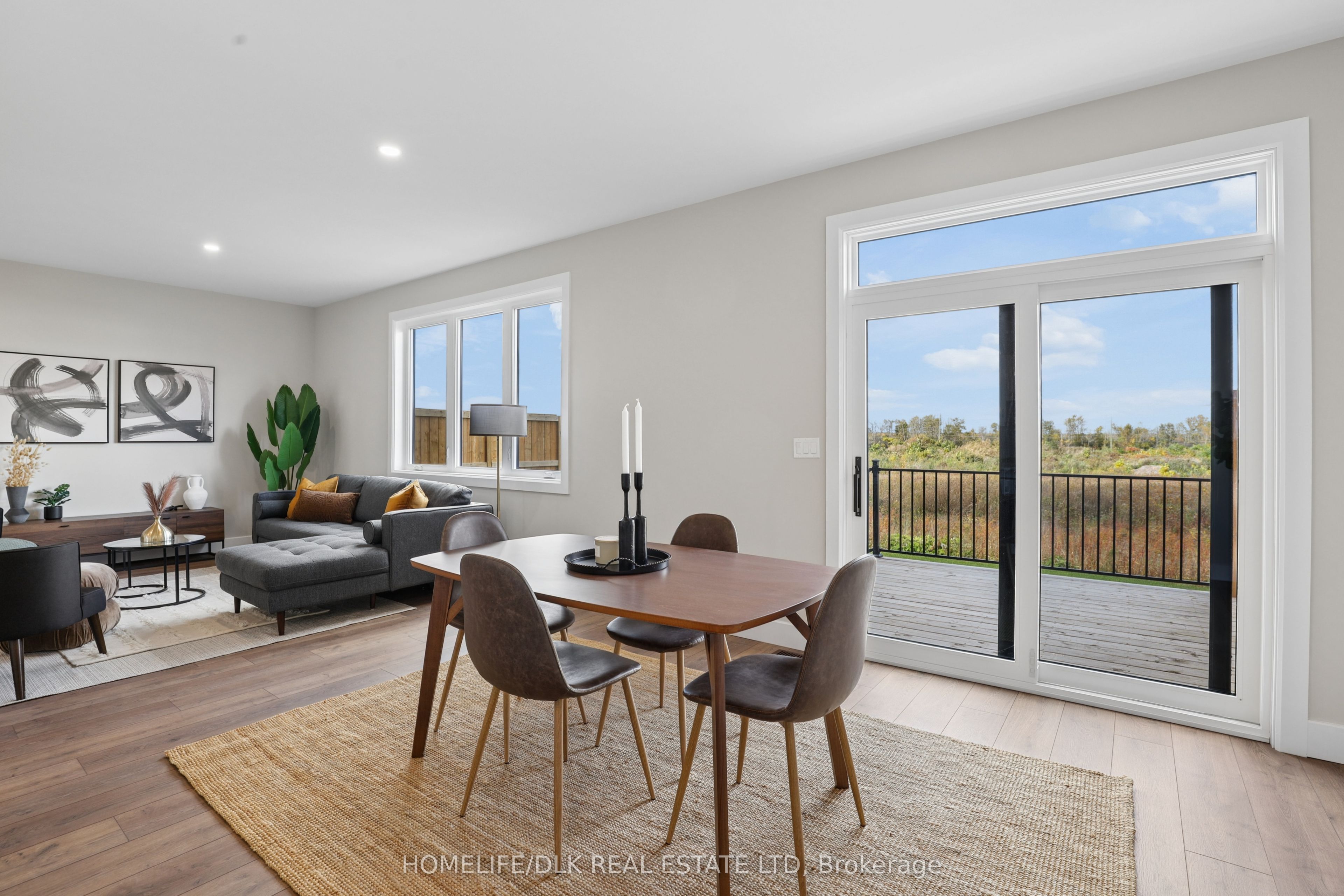 1009 Dobbie Street Property Photo 20