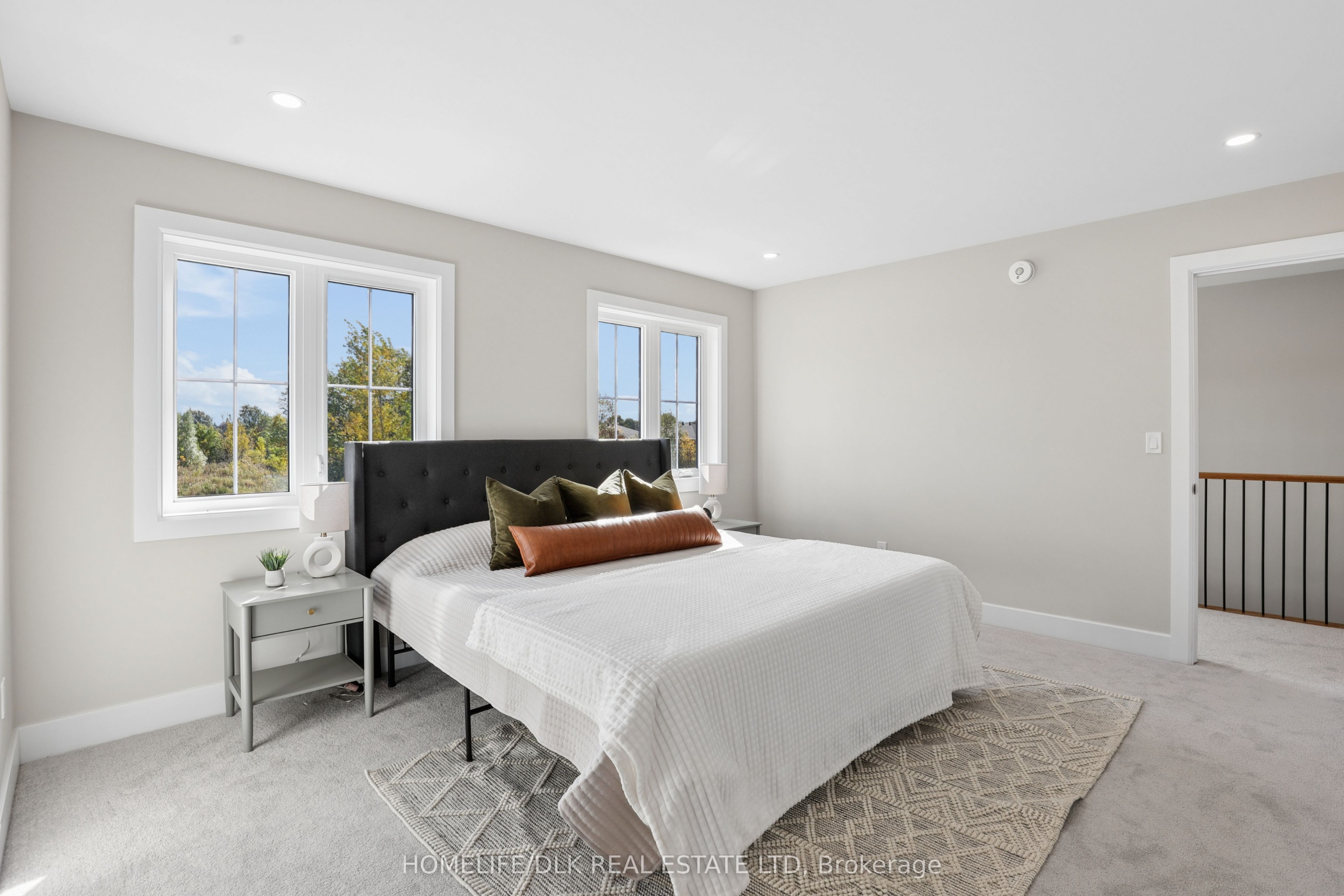 1009 Dobbie Street Property Photo 25