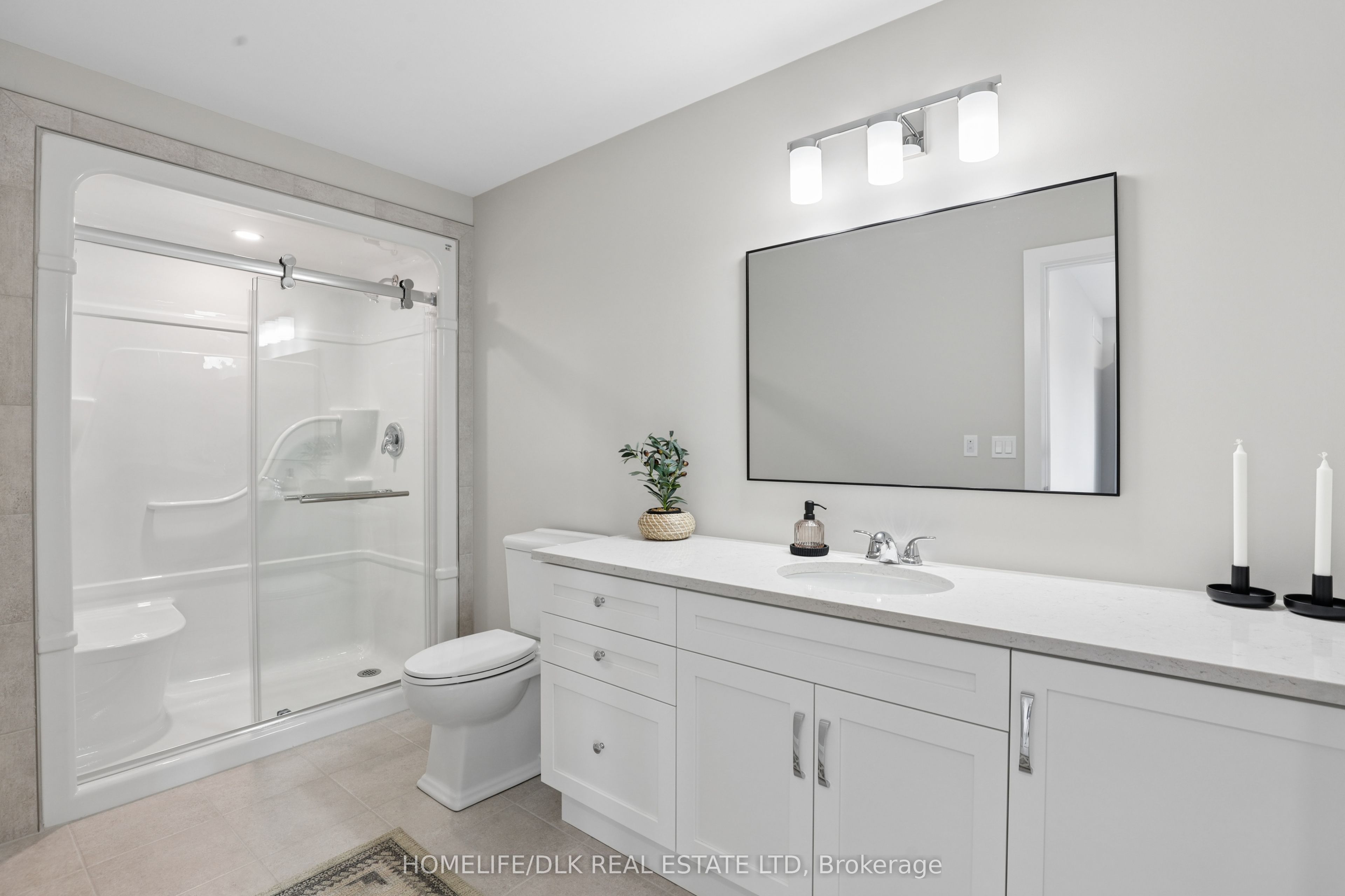 1009 Dobbie Street Property Photo 26