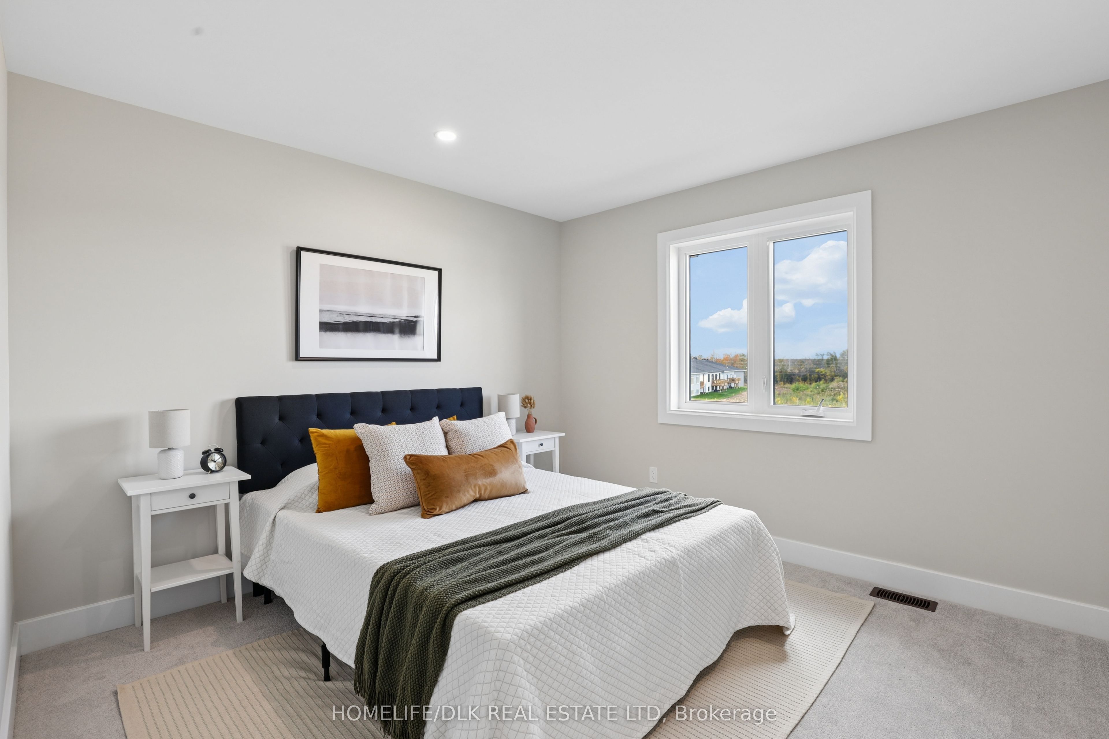 1009 Dobbie Street Property Photo 28