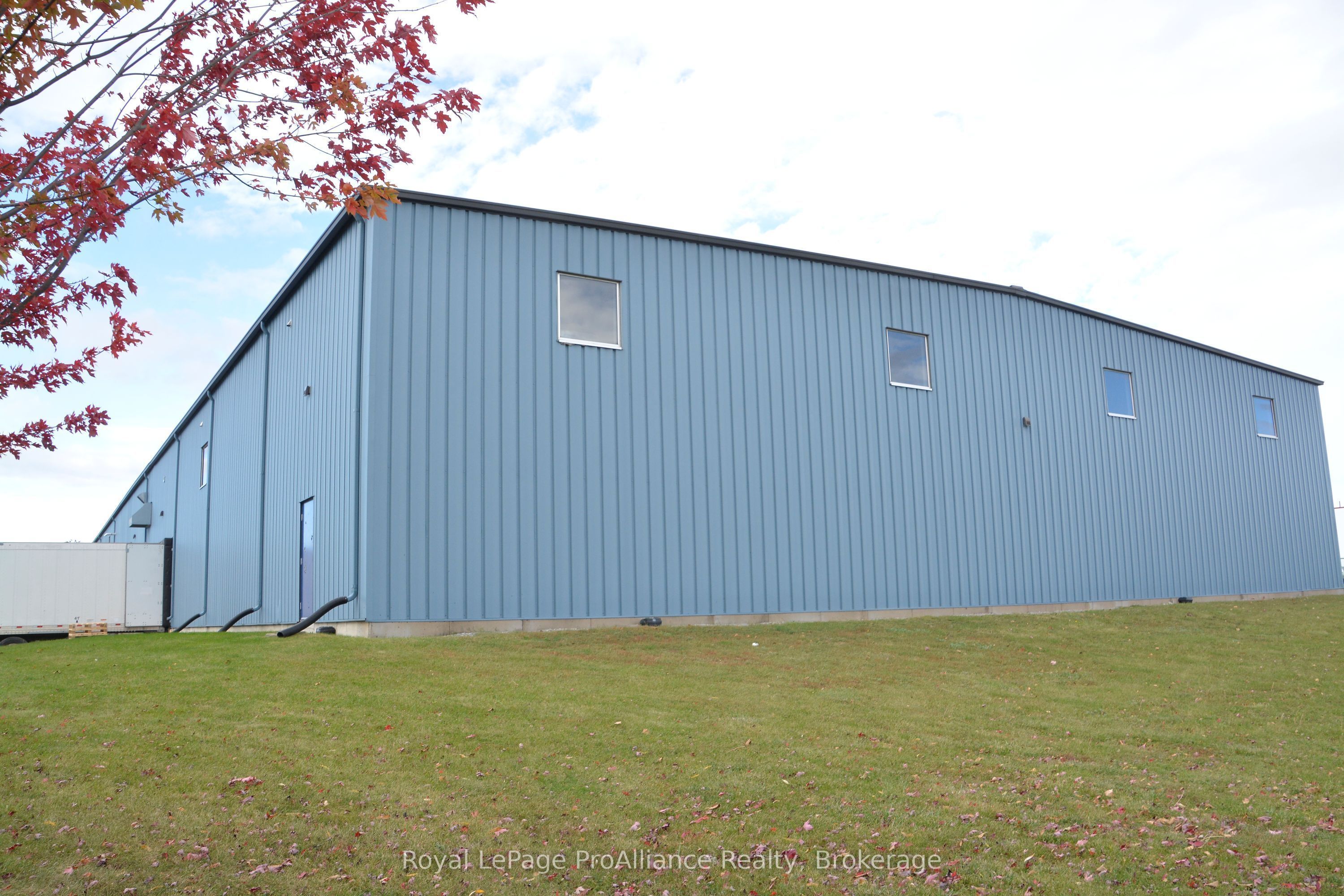 30 Huff Avenue Property Photo 4
