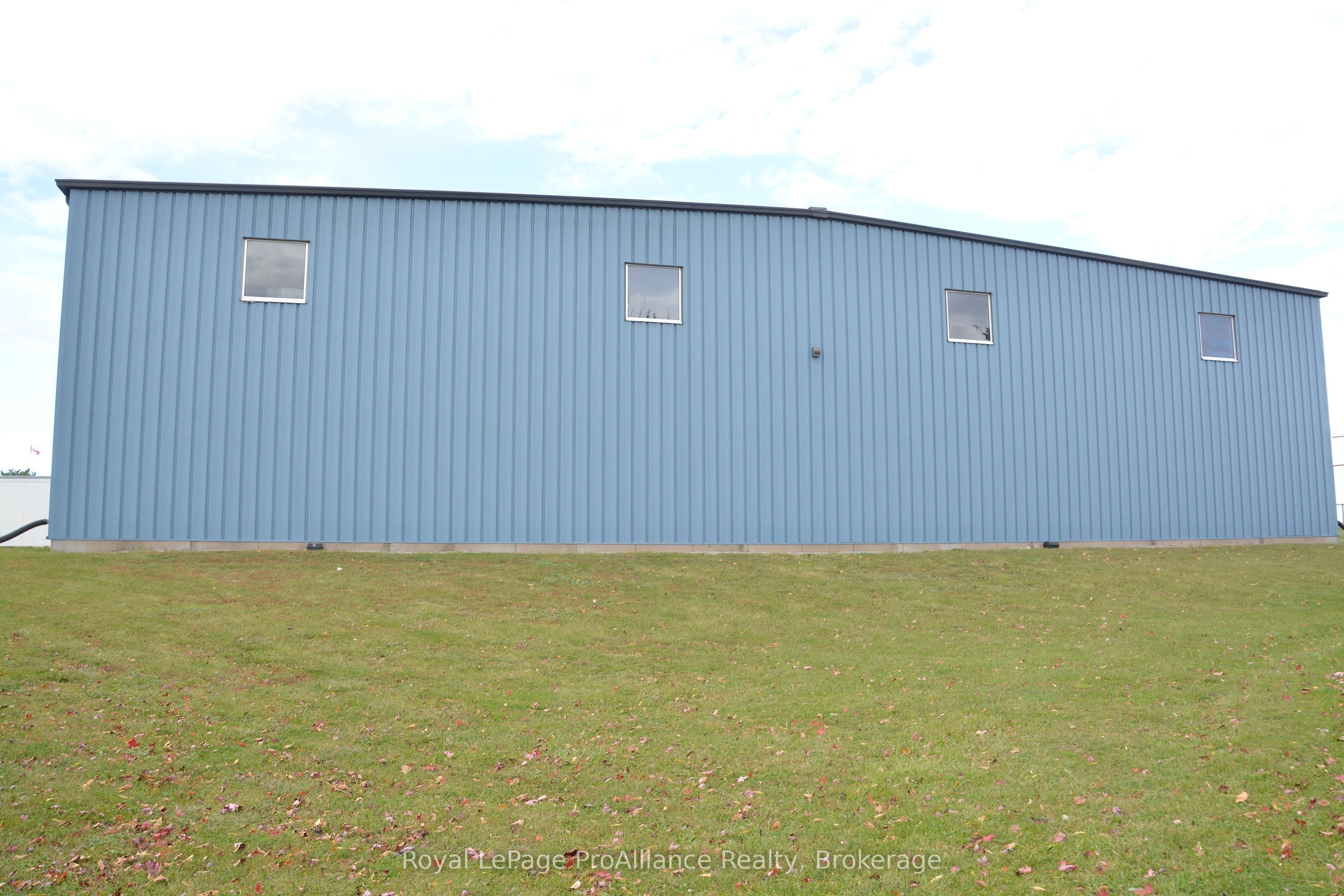 30 Huff Avenue Property Photo 5