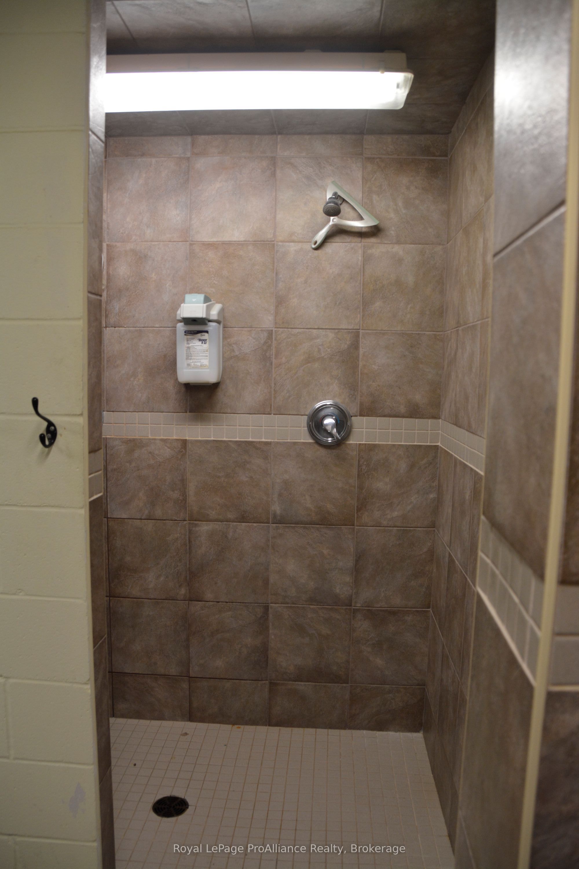 30 Huff Avenue Property Photo 46