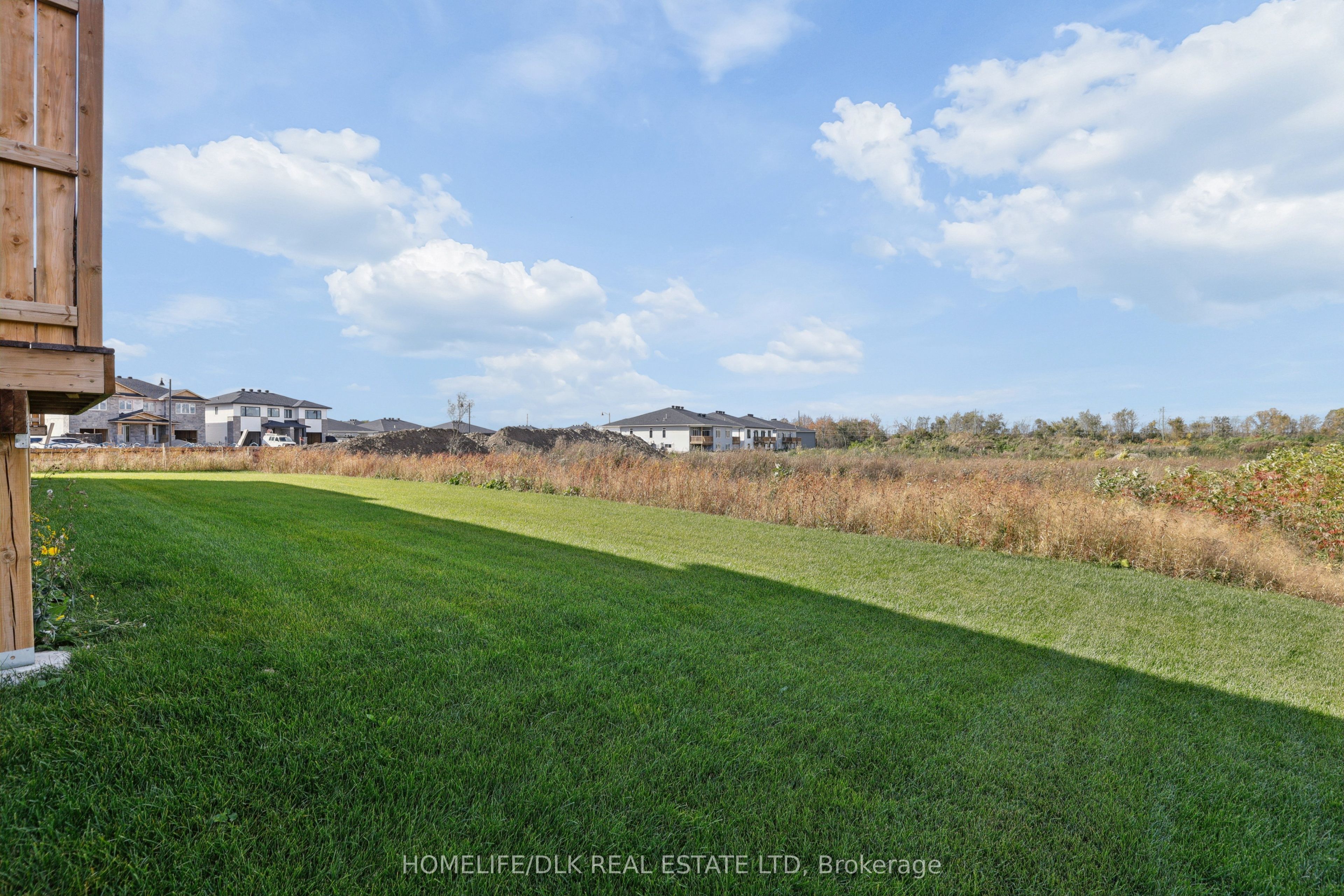 1005 Dobbie Street Property Photo 29