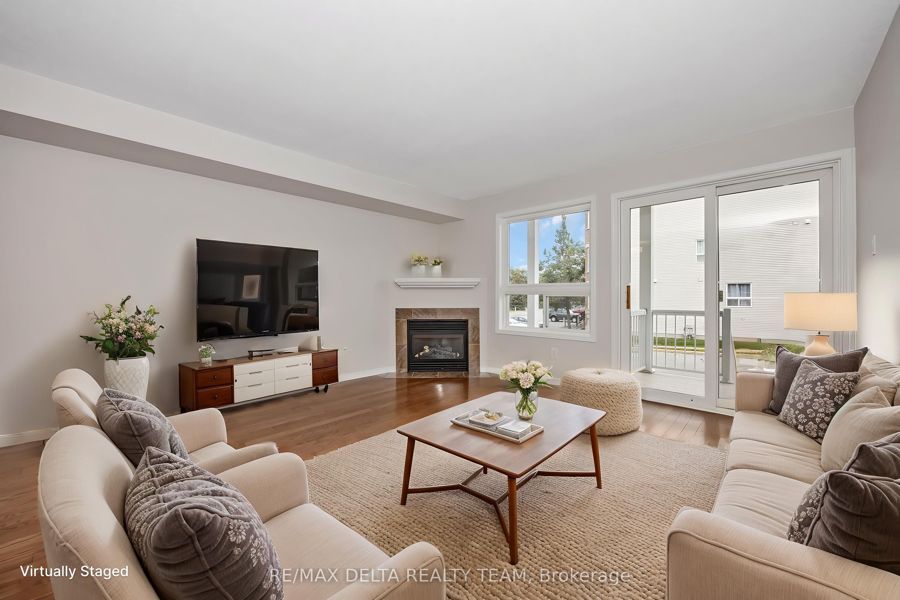 900 Longfields Drive Property Photo 11