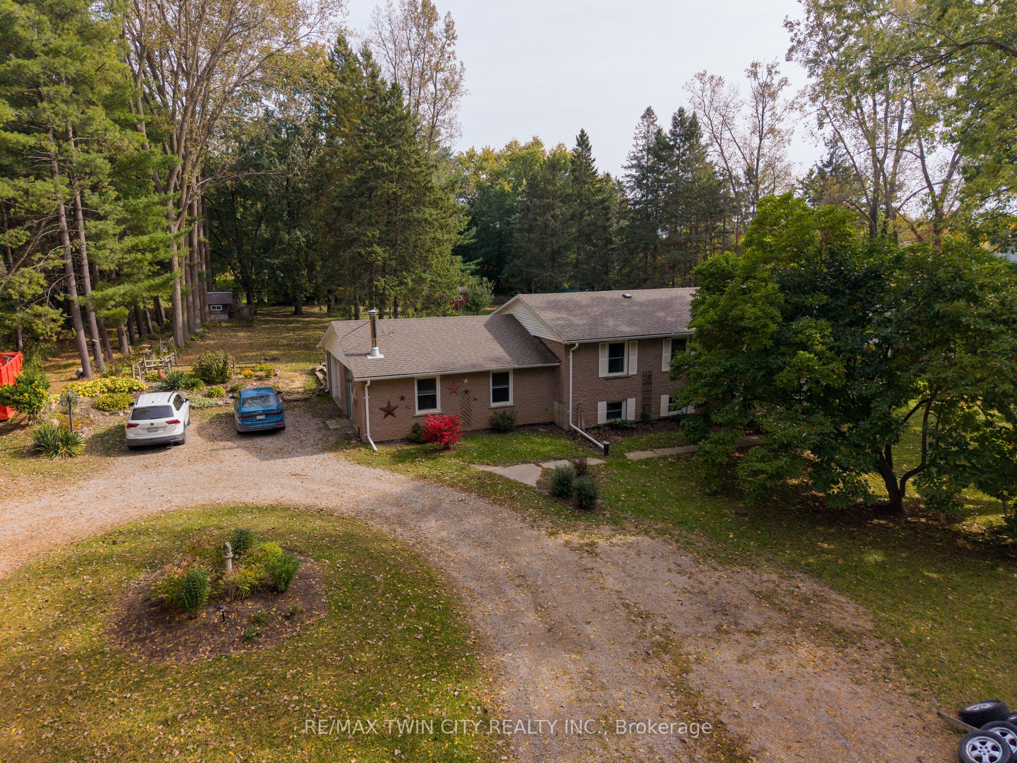 84 Etonia Road Property Photo 8