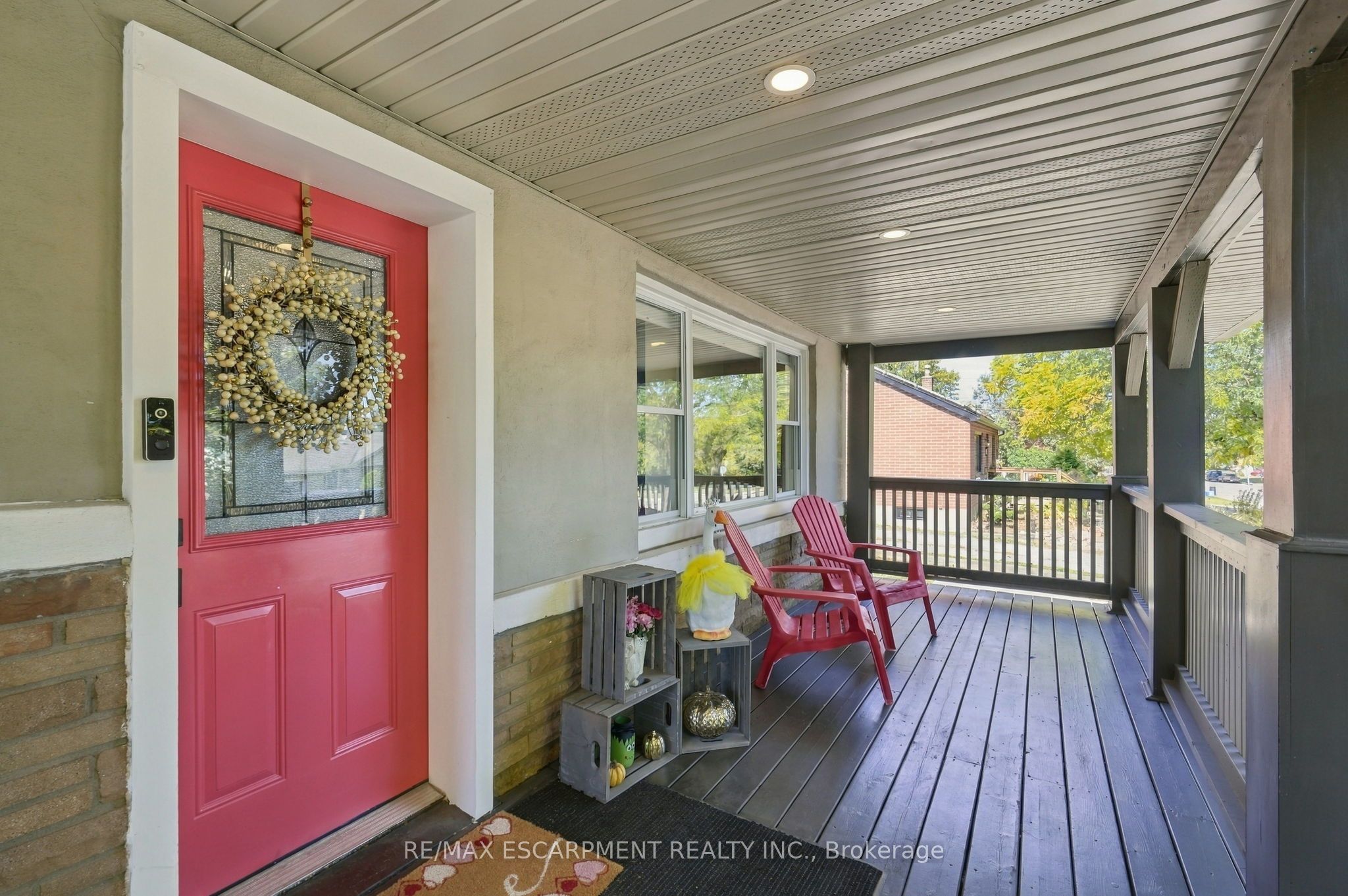 346 Hawkridge Avenue Property Photo 4