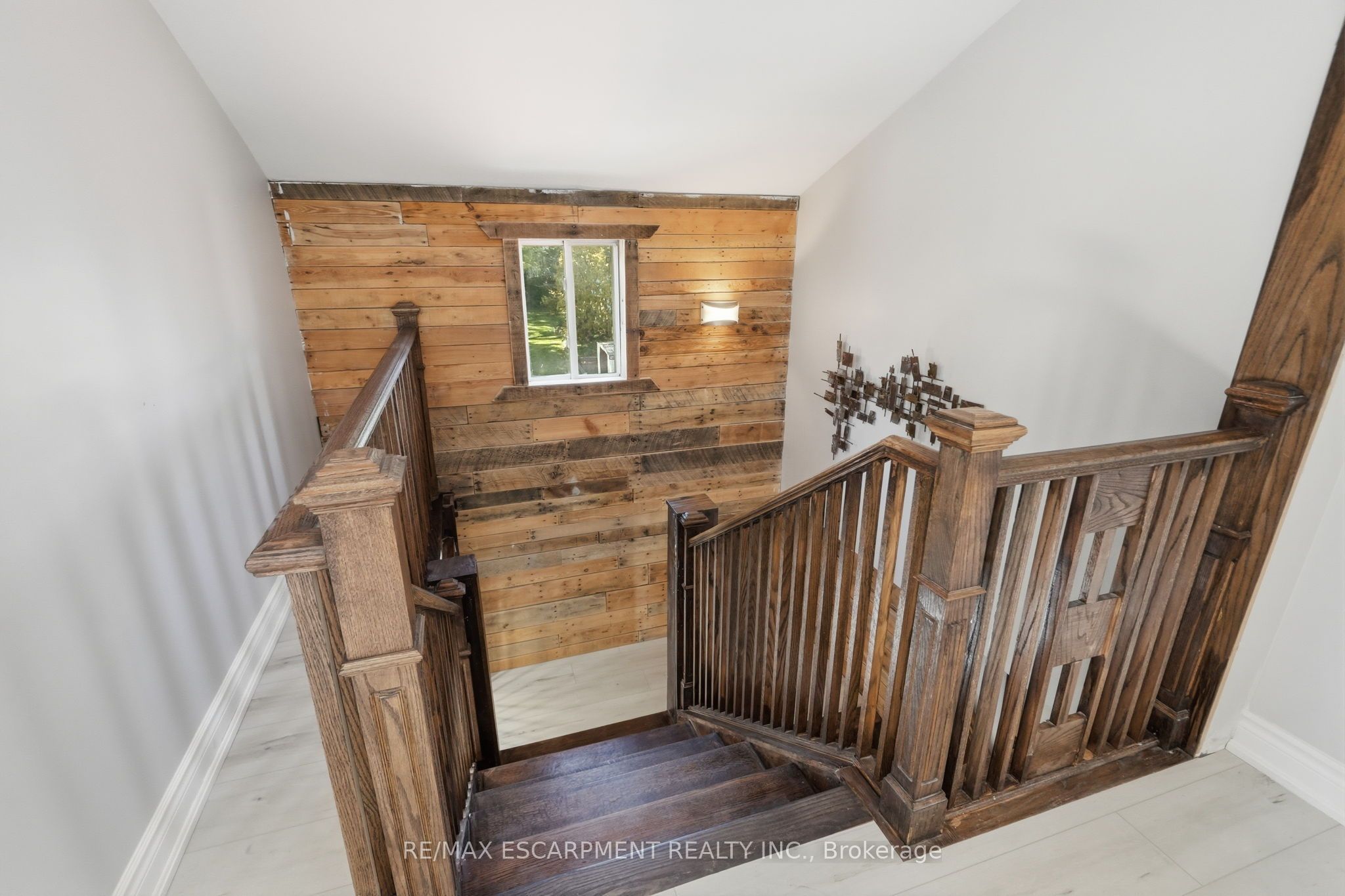 346 Hawkridge Avenue Property Photo 27
