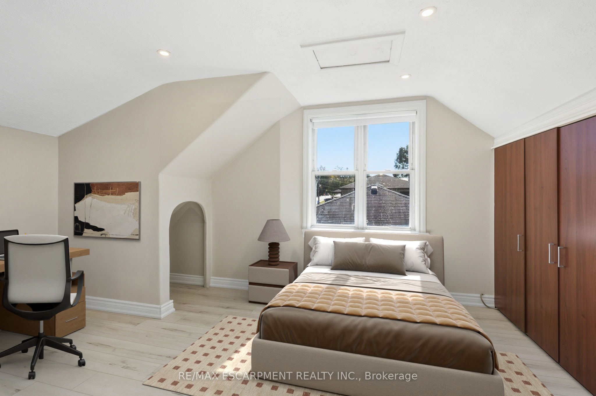 346 Hawkridge Avenue Property Photo 32