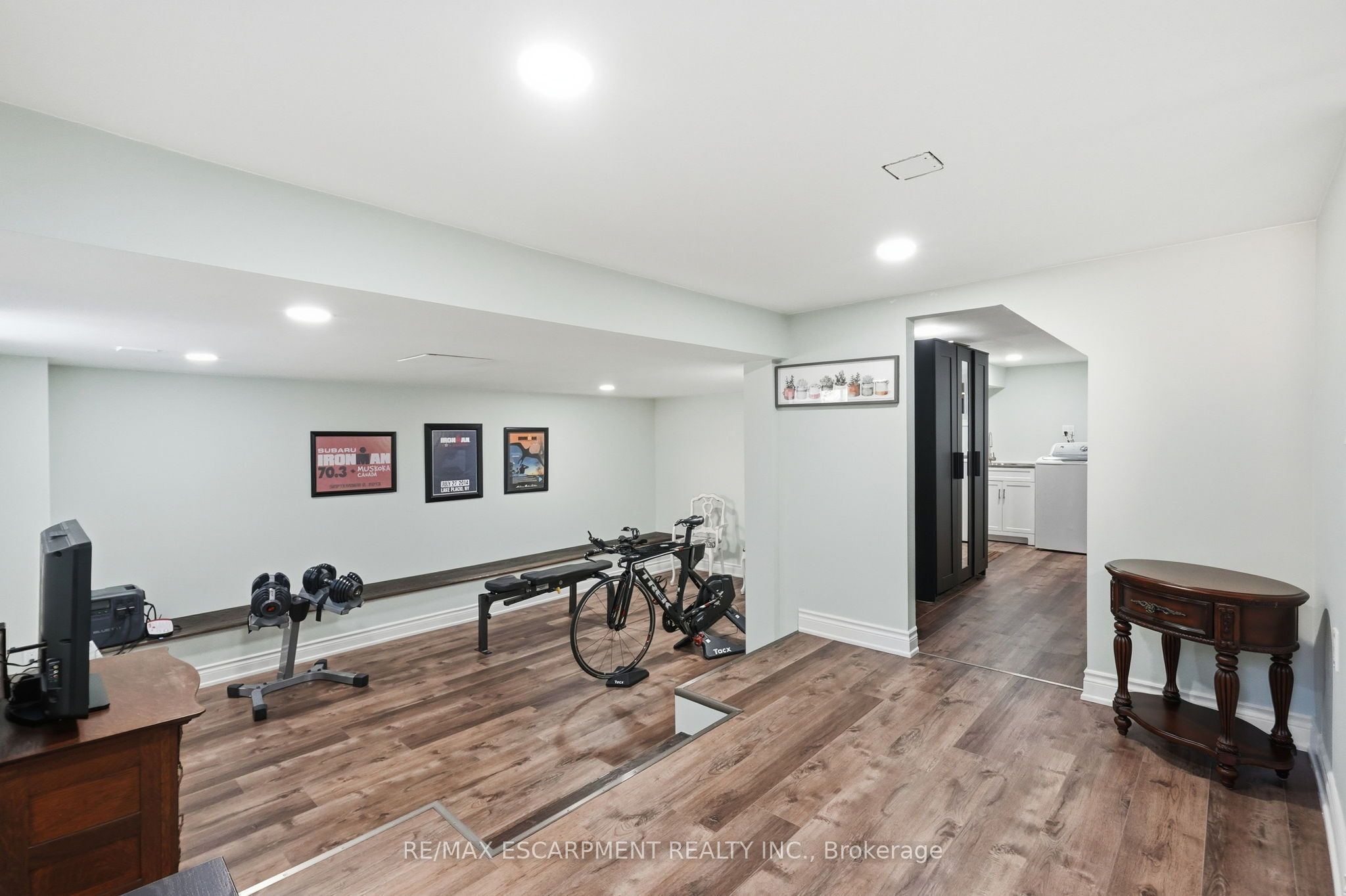 346 Hawkridge Avenue Property Photo 37