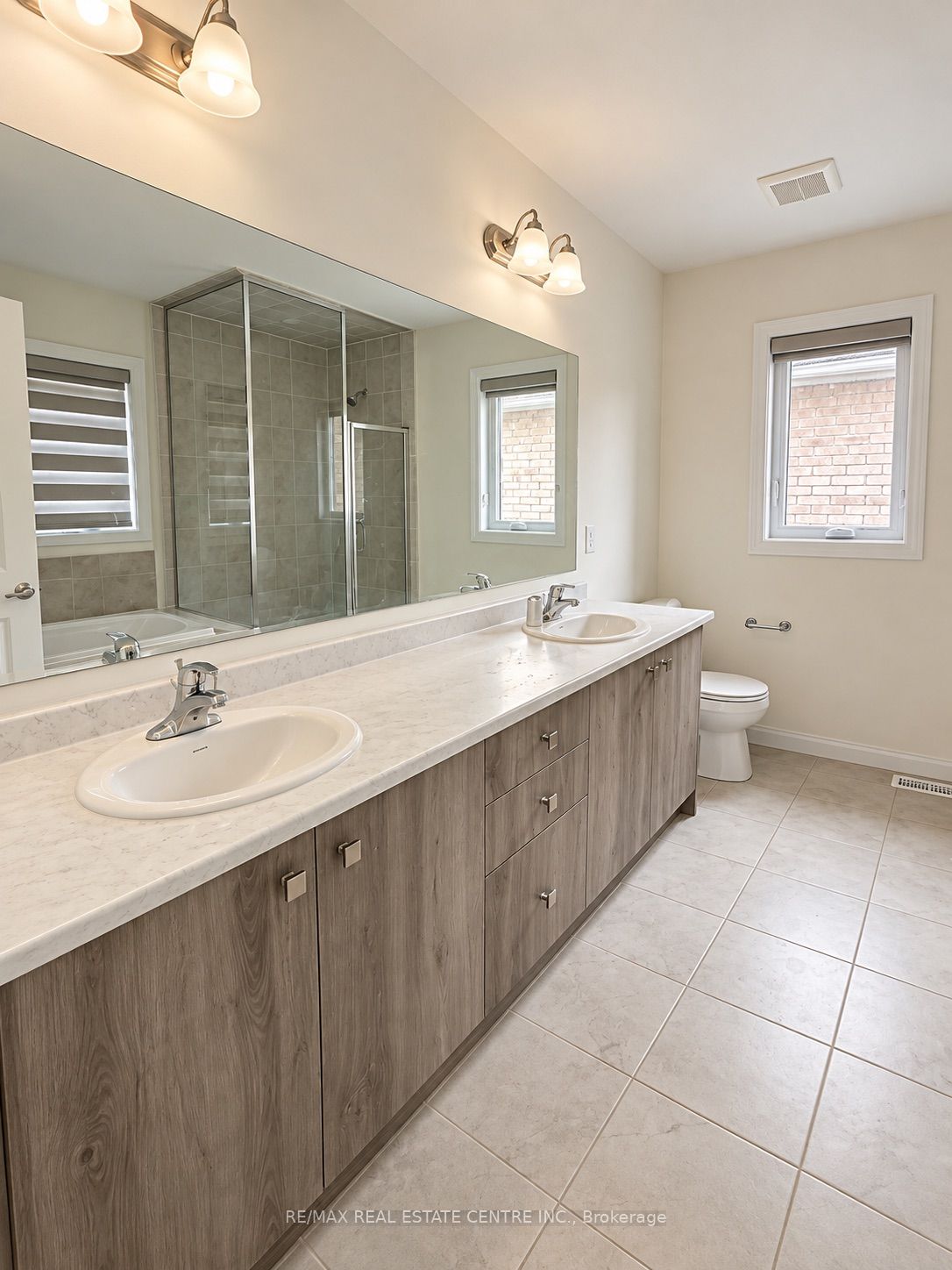 117 Raftis Street Property Photo 9