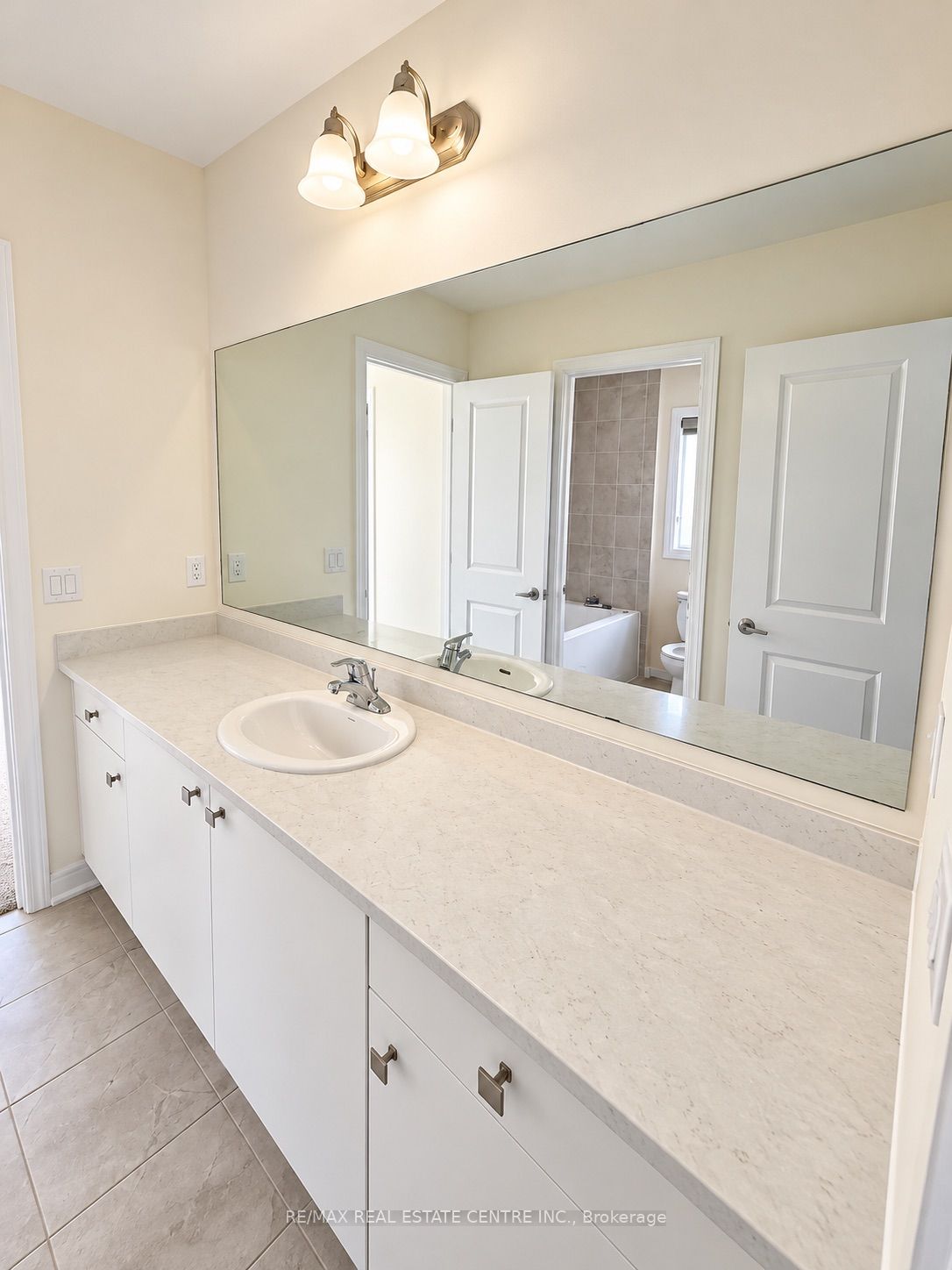 117 Raftis Street Property Photo 14